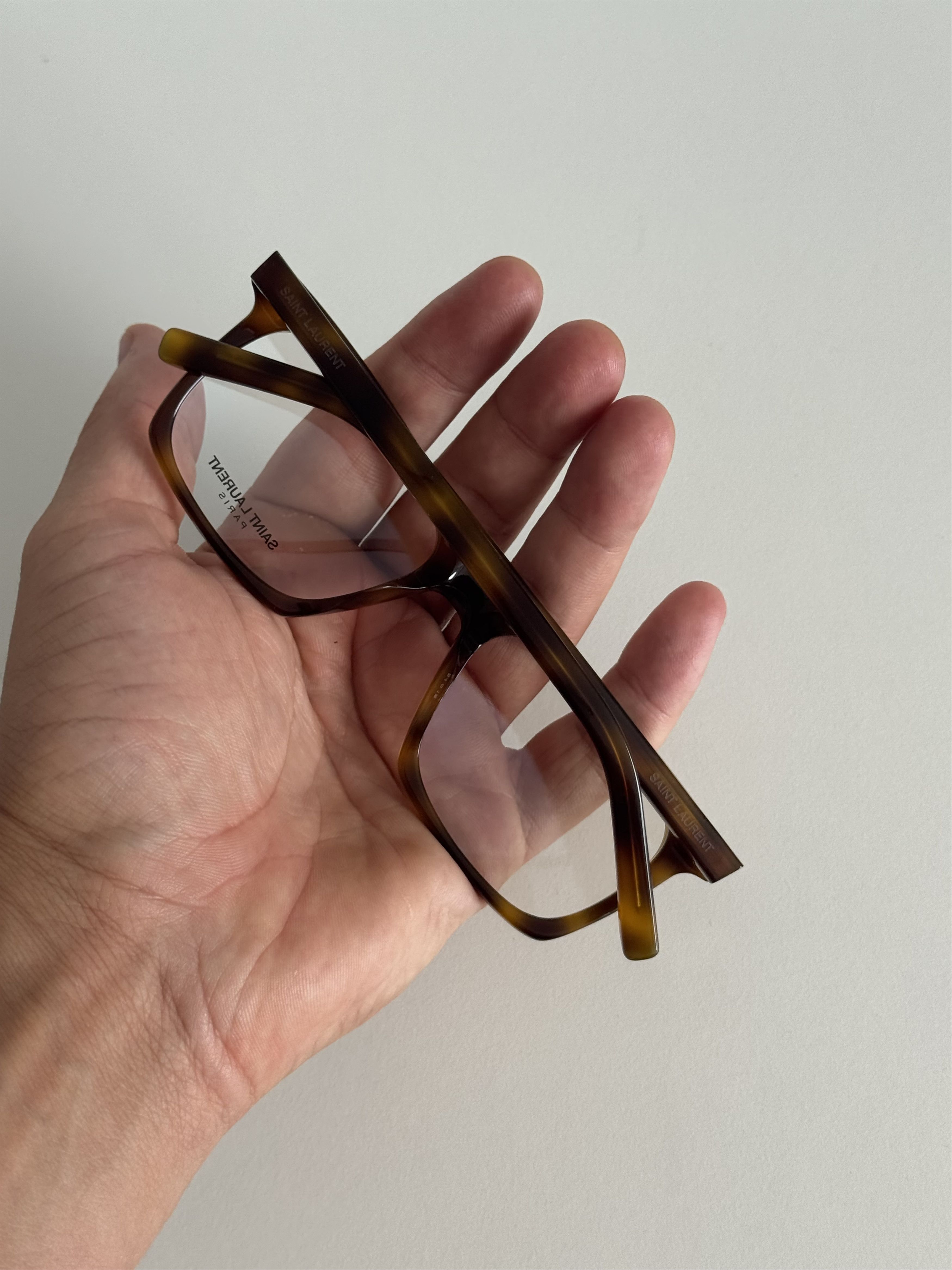 Saint Laurent Paris SAINT LAURENT GLASSES SL559 Size ONE SIZE - 11 Thumbnail
