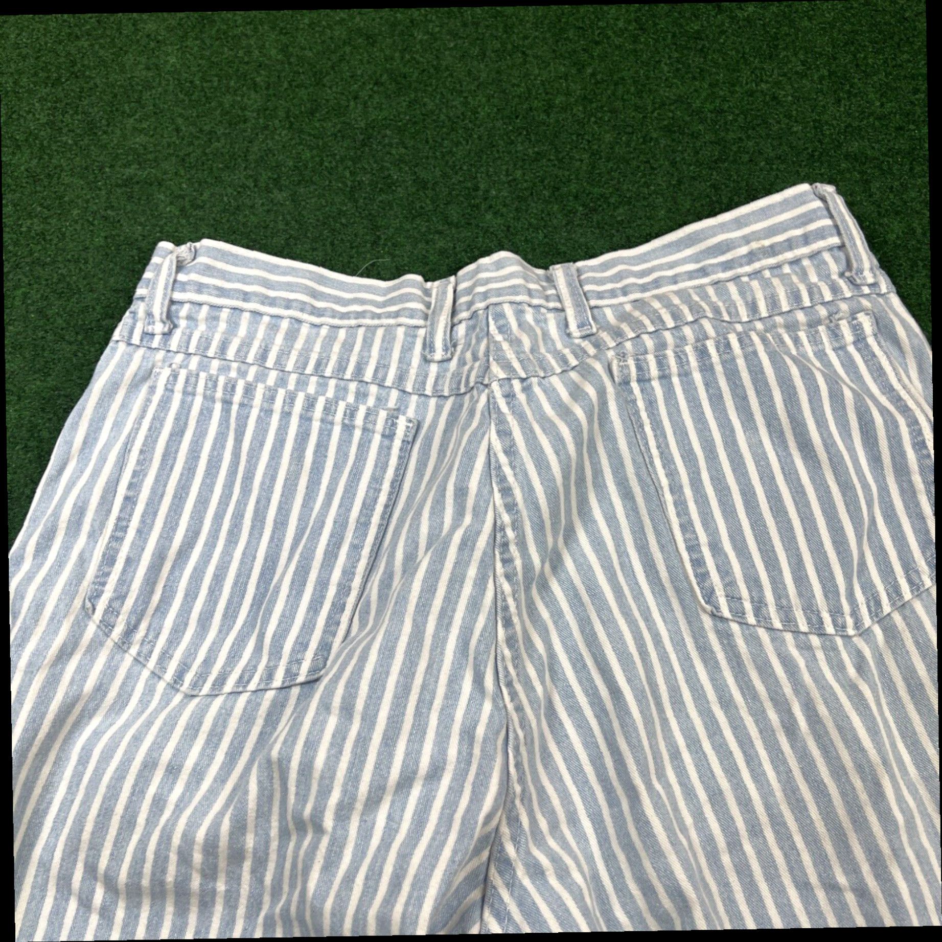 Vintage Vintage 90's Bristol Blues Denim Short Size. 33" Measures. 31X9 See Photos Size 24" / US 00 / IT 34 - 2 Thumbnail
