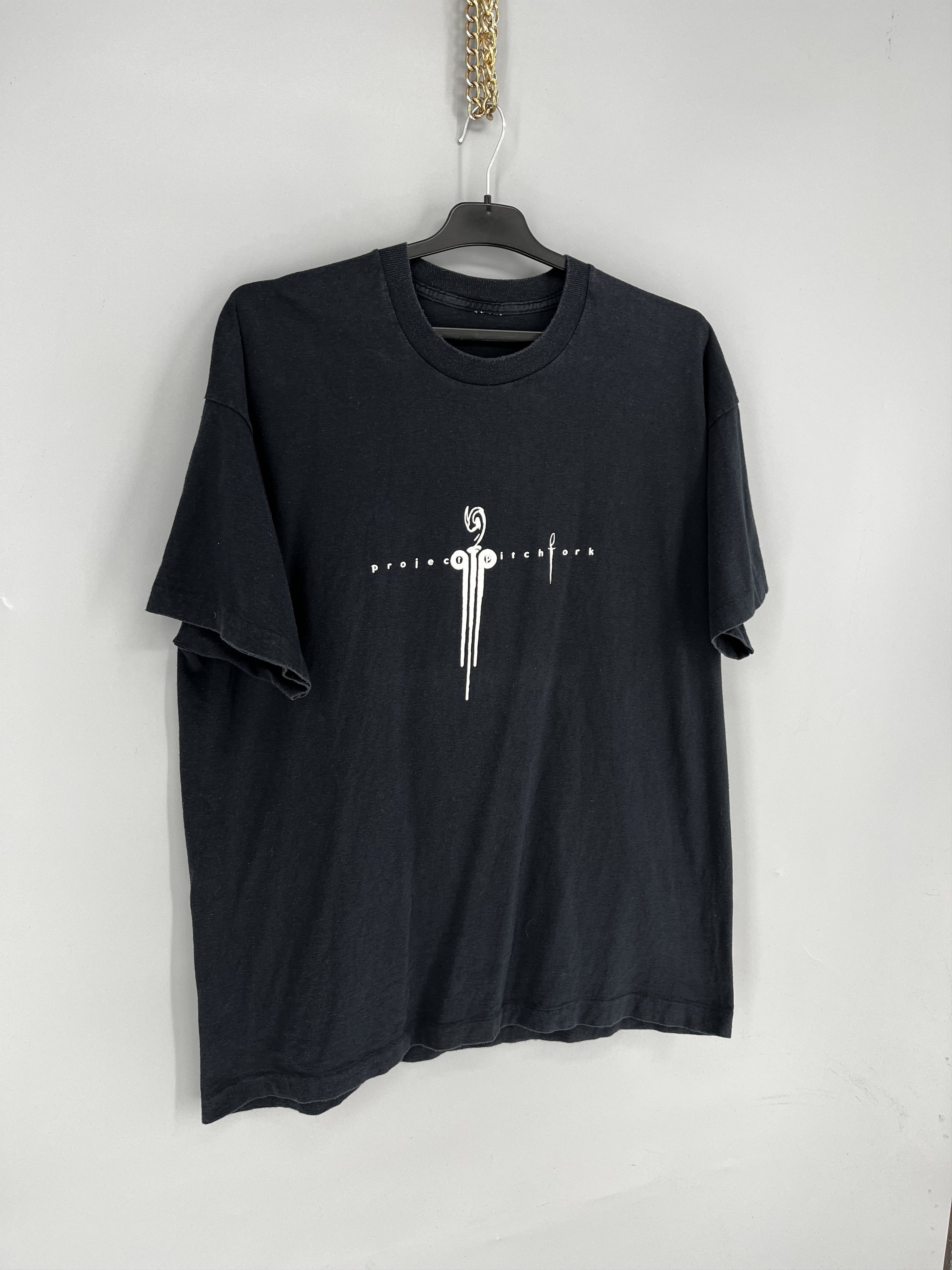 Band Tees VTG PROJECT PITCHFORK 90s T SHIRT XL GOTHIC RARE PREOWNED Size US XL / EU 56 / 4 - 2 Thumbnail