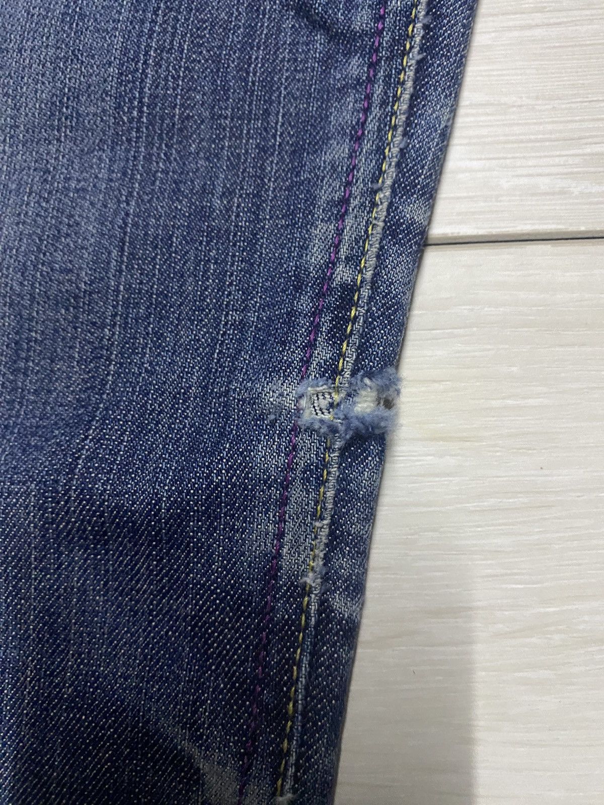 SLY Vintage Sly Blue Wash Distressed Flare Jeans Size US 28 / EU 44 - 8 Thumbnail