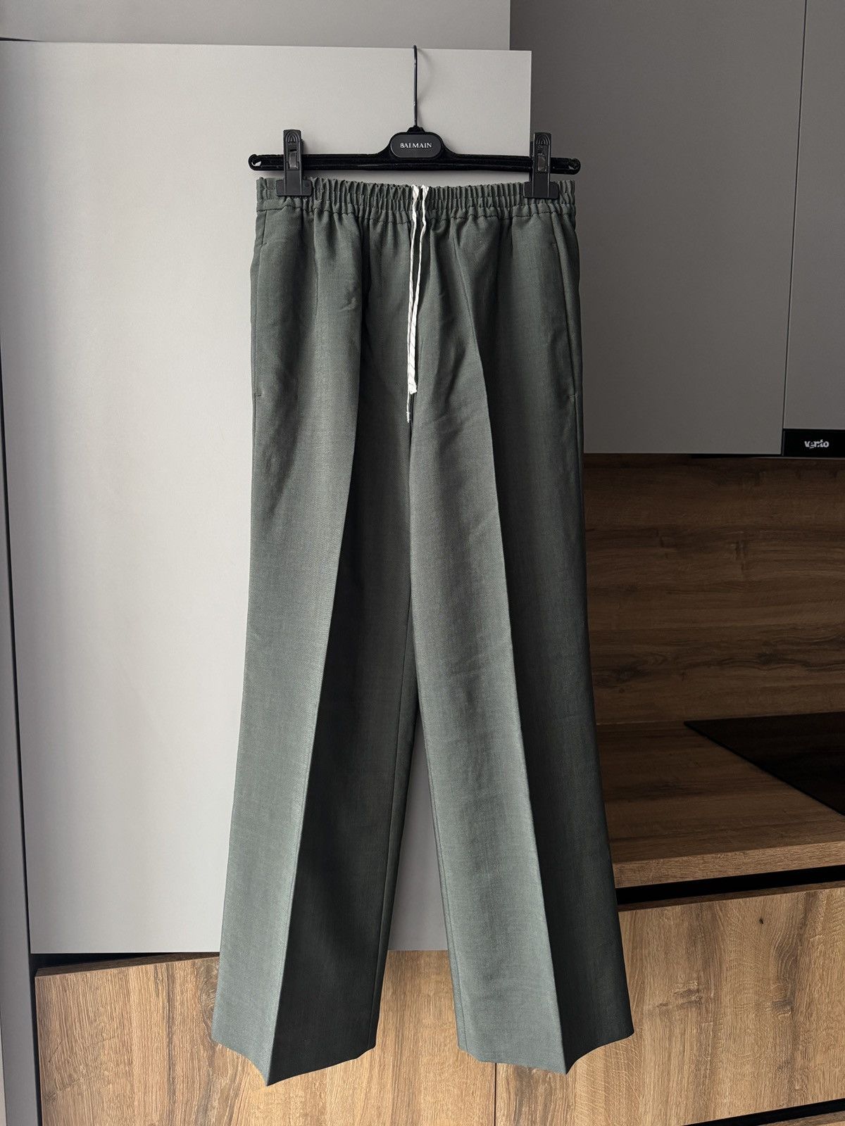 Acne Studios Acne Studios Wool Blend Khaki Detailed Drawstring Pants Size 25" / US 0 / IT 36 - 1 Thumbnail