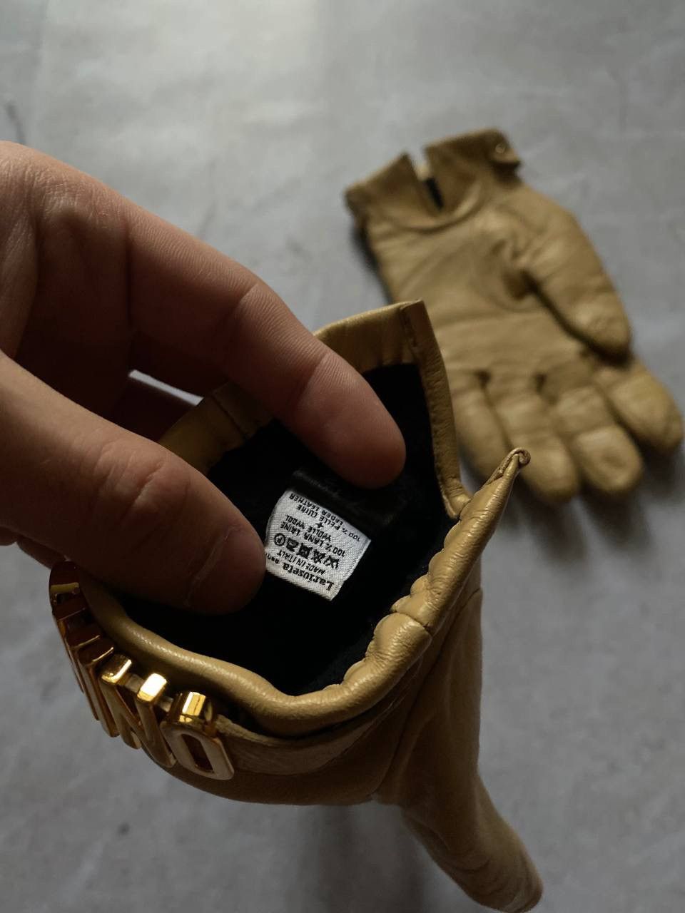 Moschino × Vintage Vintage Moshhino Luxury Leather Gloves Size ONE SIZE - 6 Thumbnail