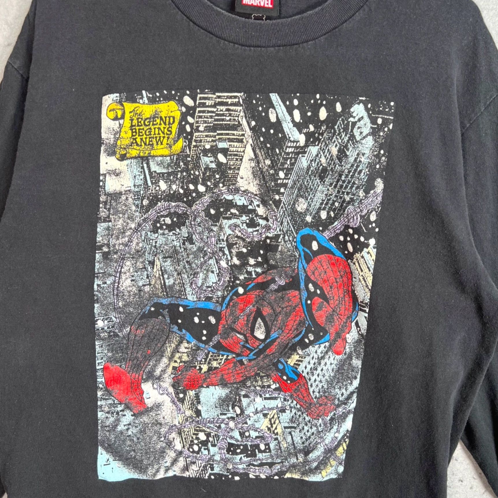 Vintage VINTAGE Marvel Spider-Man Long Sleeve T-Shirt Mens Large Black Crew Neck Graphic The Amazing Grizzly Fits M L 0 Size US L / EU 52-54 / 3 - 5 Thumbnail