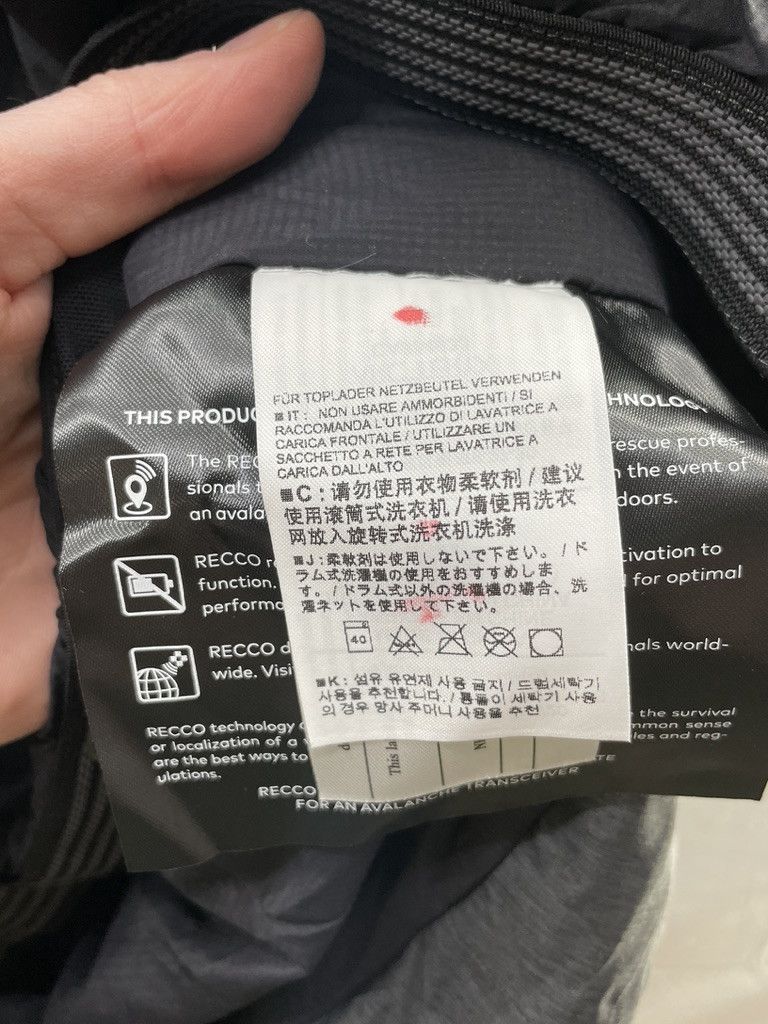 Arc'teryx ARCTERYX Incendia IS Gore Tex Ski Snowboarding Jacket Size S / US 4 / IT 40 - 20 Thumbnail