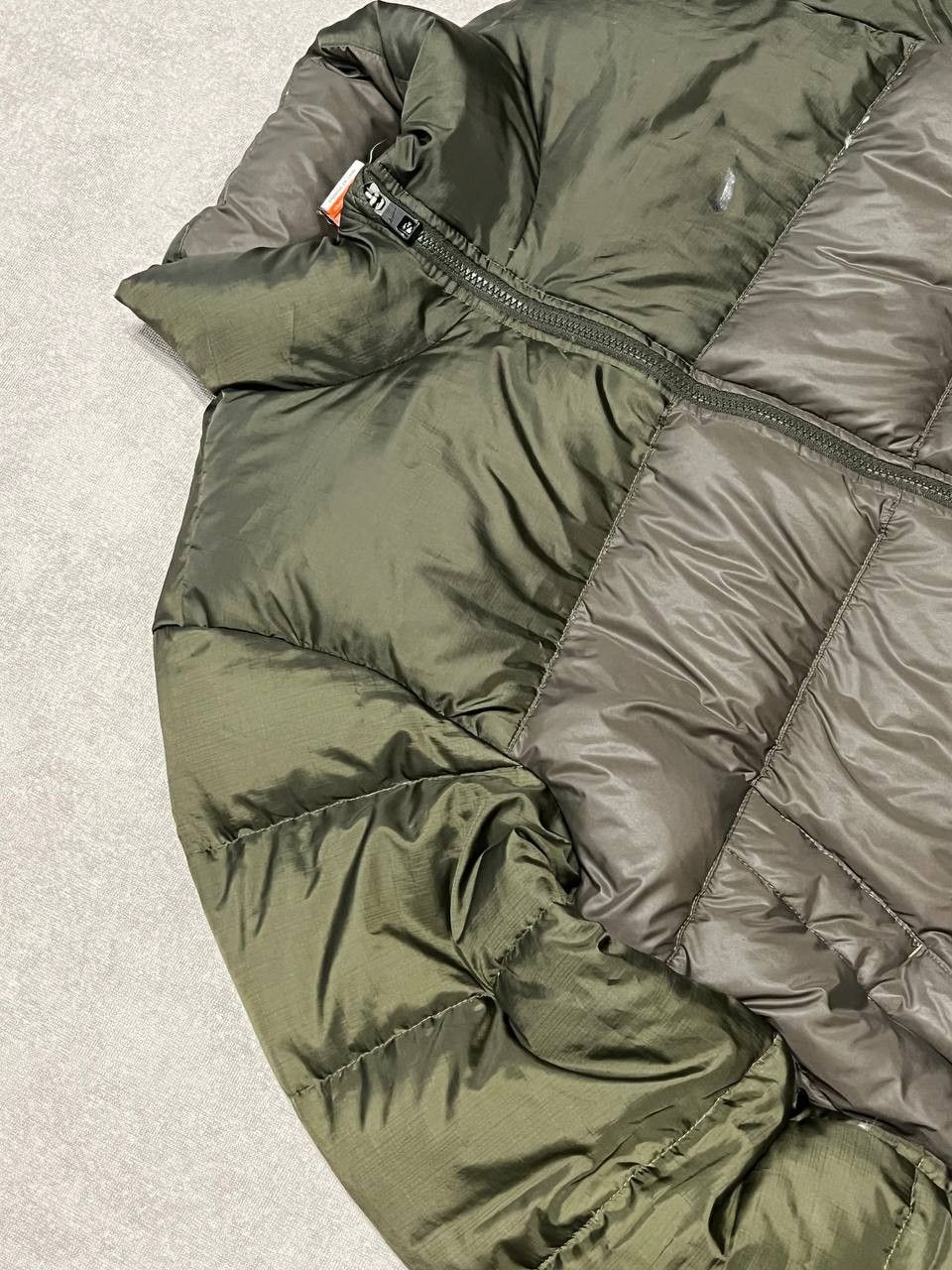 Nike Vintage Nike Puffer Jacket 00s Down Swoosh Men Size L Green Size US L / EU 52-54 / 3 - 3 Thumbnail