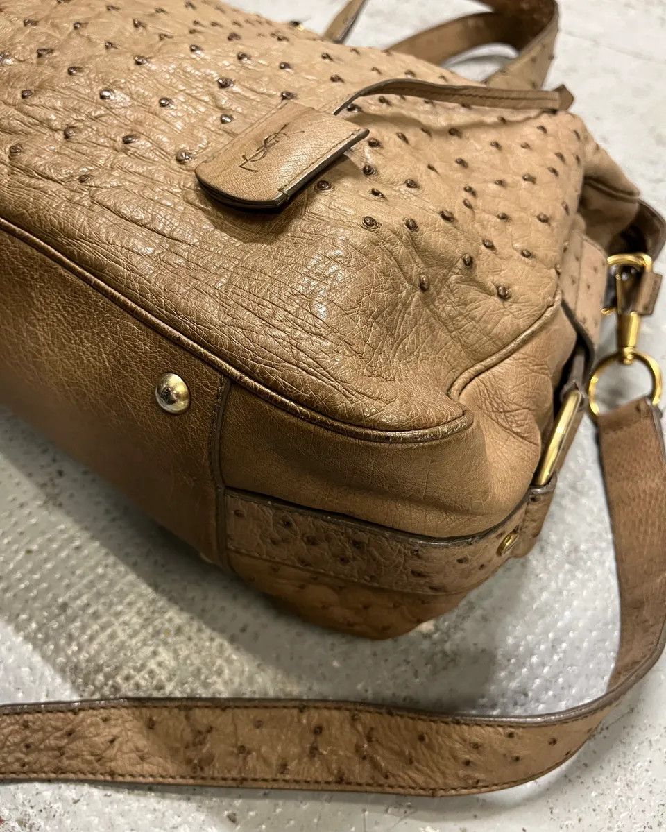Yves Saint Laurent 2000s Yves Saint Laurent Beige Ostrich Leather Handle Bag Size ONE SIZE - 6 Thumbnail