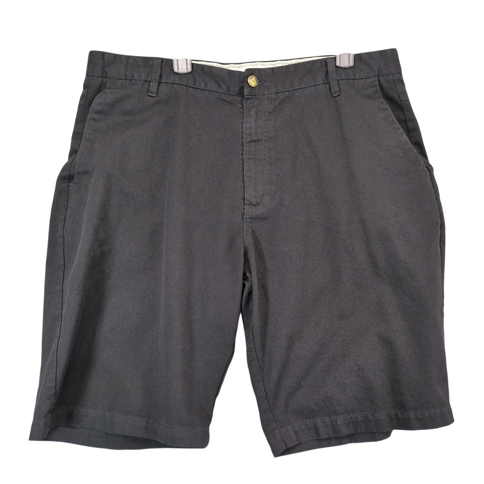Volcom Volcom Black Bermuda Shorts Men's 38x10.5" Y2K Streetwear Size US 38 / EU 54 - 1 Thumbnail