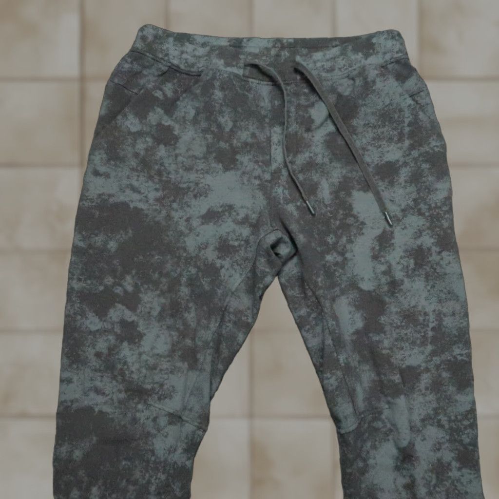 Lululemon Lululemon Pants Mens Large Gray City Sweat Jogger Zip Pocket Training Thermo Size US 33 - 1 Thumbnail