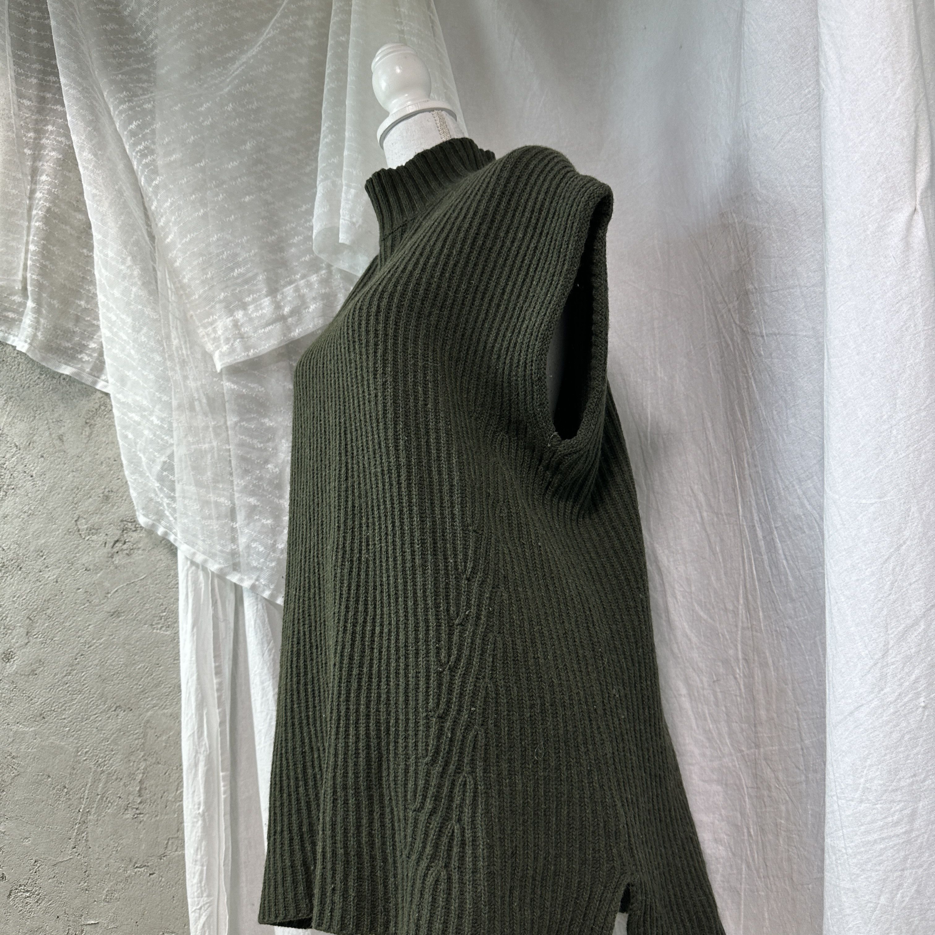 Ganni Vintage Streetwear Ganni Turtleneck Sleeveless Sweater Y2K Size M / US 6-8 / IT 42-44 - 8 Thumbnail