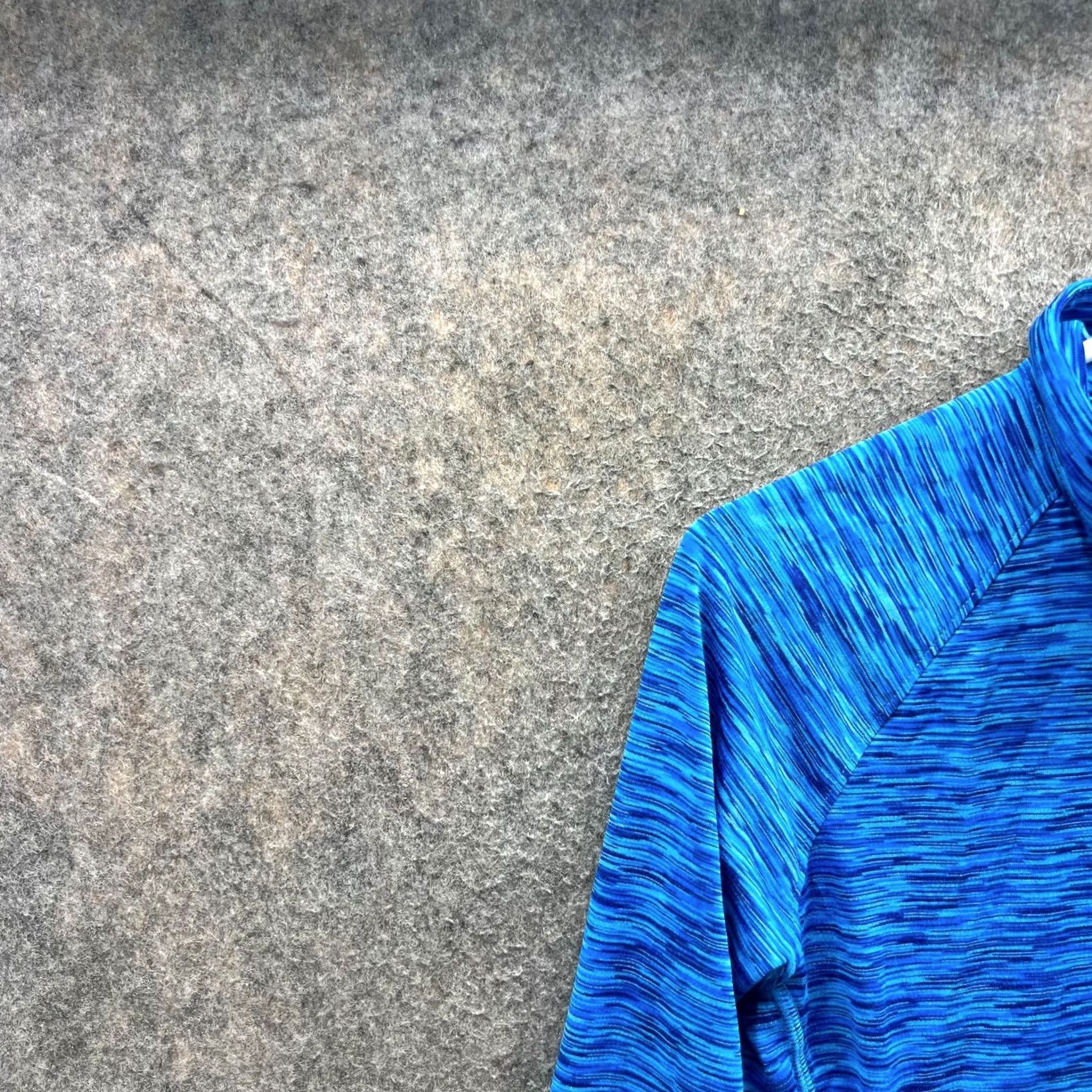 Under Armour Under Armour Sweatshirt Womens XS Blue 1/4 Zip Pullover Mock Neck Athletic Activewear Sweatshirt Mens Women Girls Size XS / US 0-2 / IT 36-38 - 7 Thumbnail
