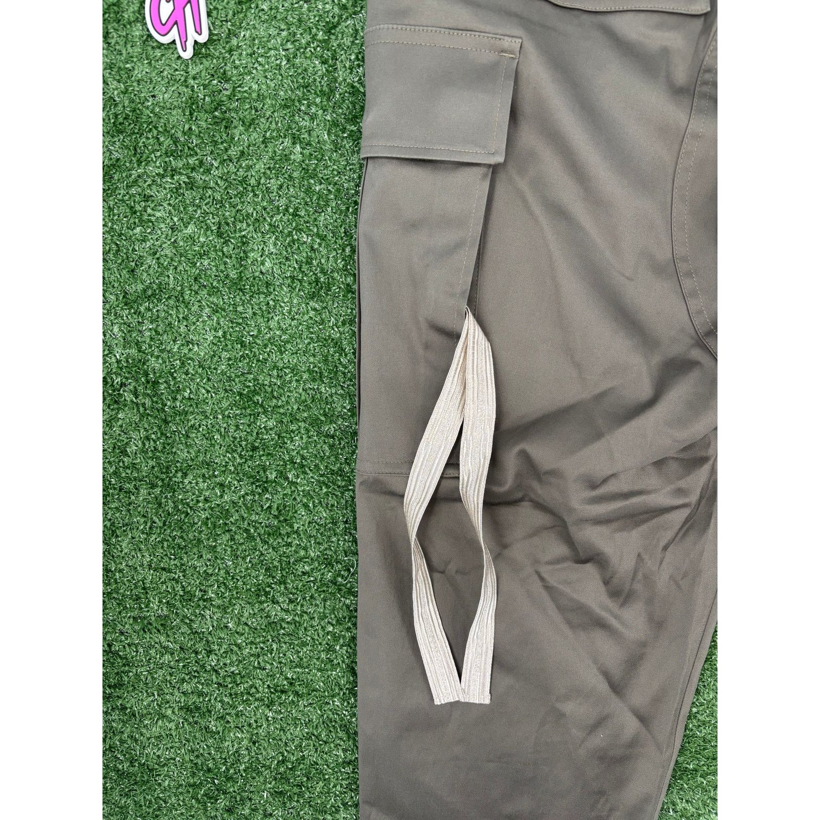 Mastermind Japan Mastermind World Masterseed Olive Cargo Pants Size Large Size US 35 - 4 Thumbnail