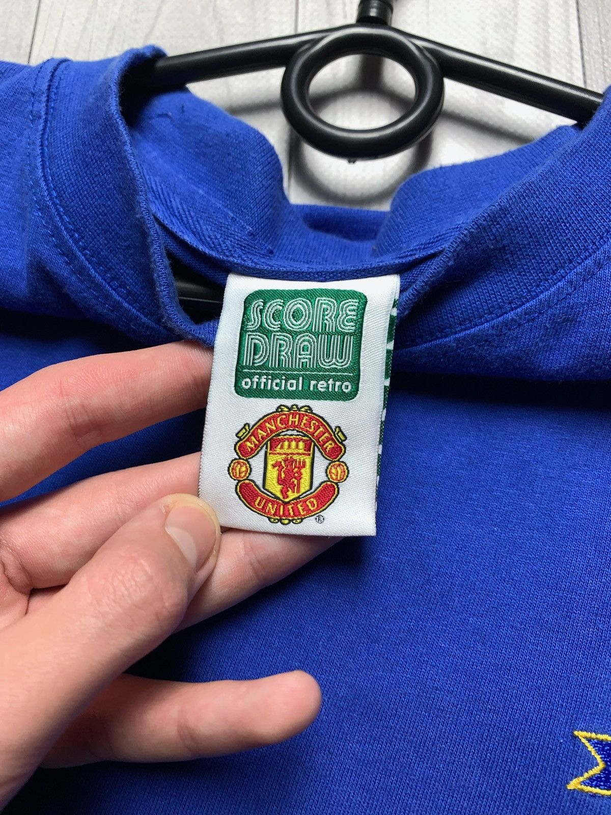 Vintage Vintage Manchester United blue long sleeve jersey shirt L Size US L / EU 52-54 / 3 - 3 Thumbnail