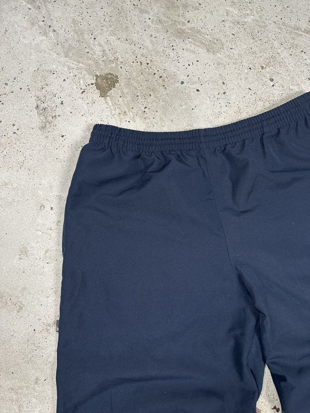 Adidas Vintage Y2K Adidas Baggy Navy Track Pants Loose rare Size US 34 / EU 50 - 8 Thumbnail
