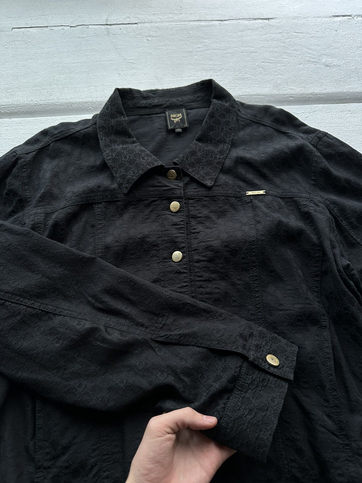 MCM 🚨 MCM MONOGRAM BUTTON UP HEAVY SHIRT/JACKET GOLD GRAIL Size M / US 6-8 / IT 42-44 - 4 Thumbnail