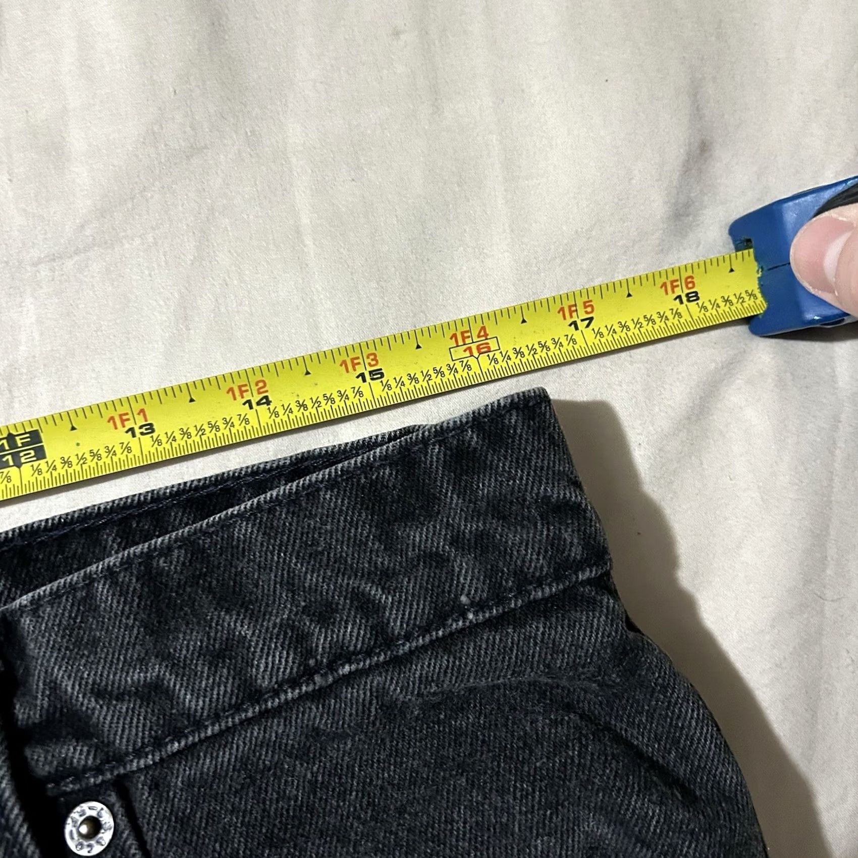 Levi's VINTAGE Levi’s 550 Black Jeans 36X32 Men 90s Straight Jeans 36 32 Men Size US 36 / EU 52 - 5 Thumbnail