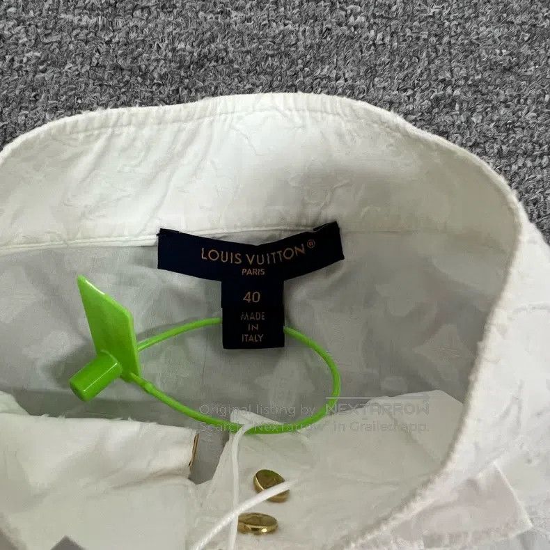 Louis Vuitton Louis Vuitton Metal Tri-Flower Logo Embossed Full Print Sl Size S / US 4 / IT 40 - 6 Thumbnail