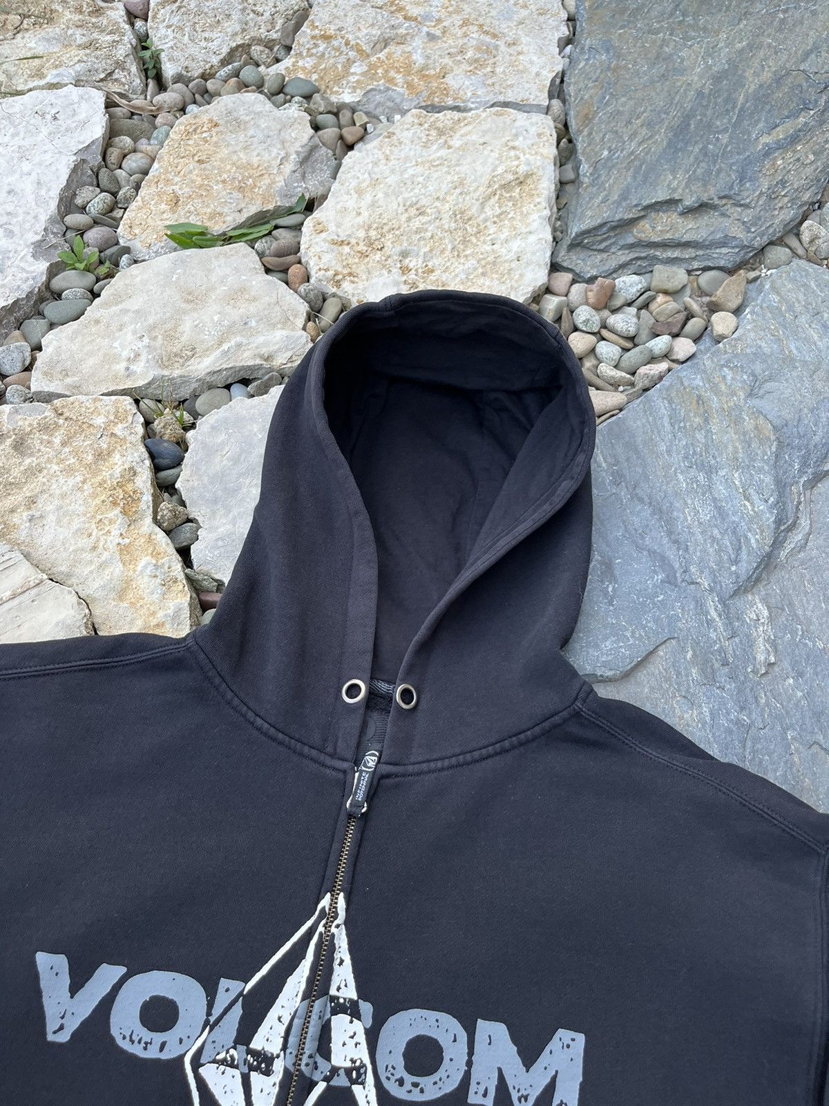 Vintage × Volcom Vintage Volcom y2k zip hoodie big logo sweatshirt retro Size US L / EU 52-54 / 3 - 10 Thumbnail