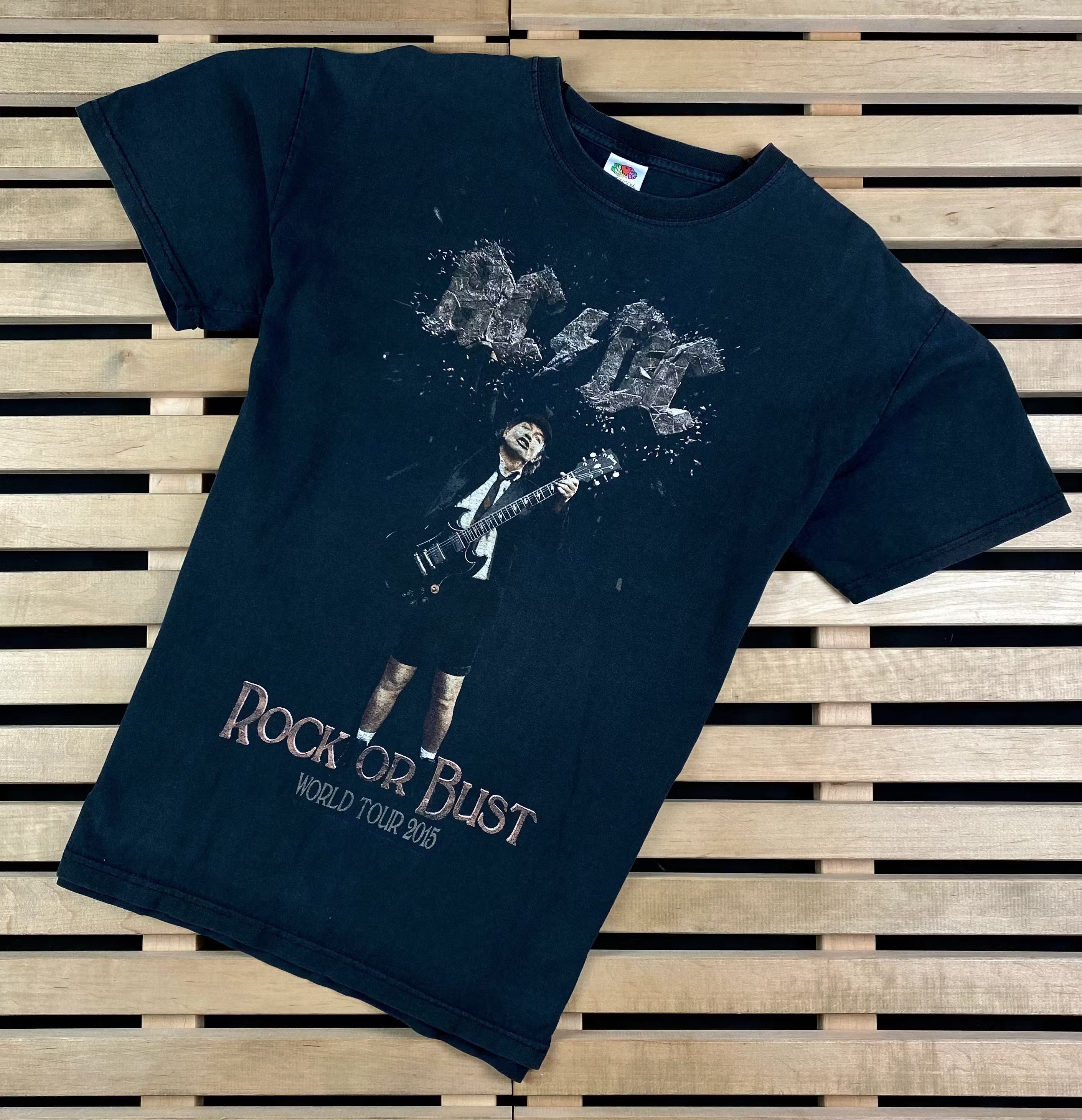 Band Tees × Vintage Mens Vintage T Shirt ACDC AC/DC Rock Or Bust Size L Size US L / EU 52-54 / 3 - 1 Thumbnail