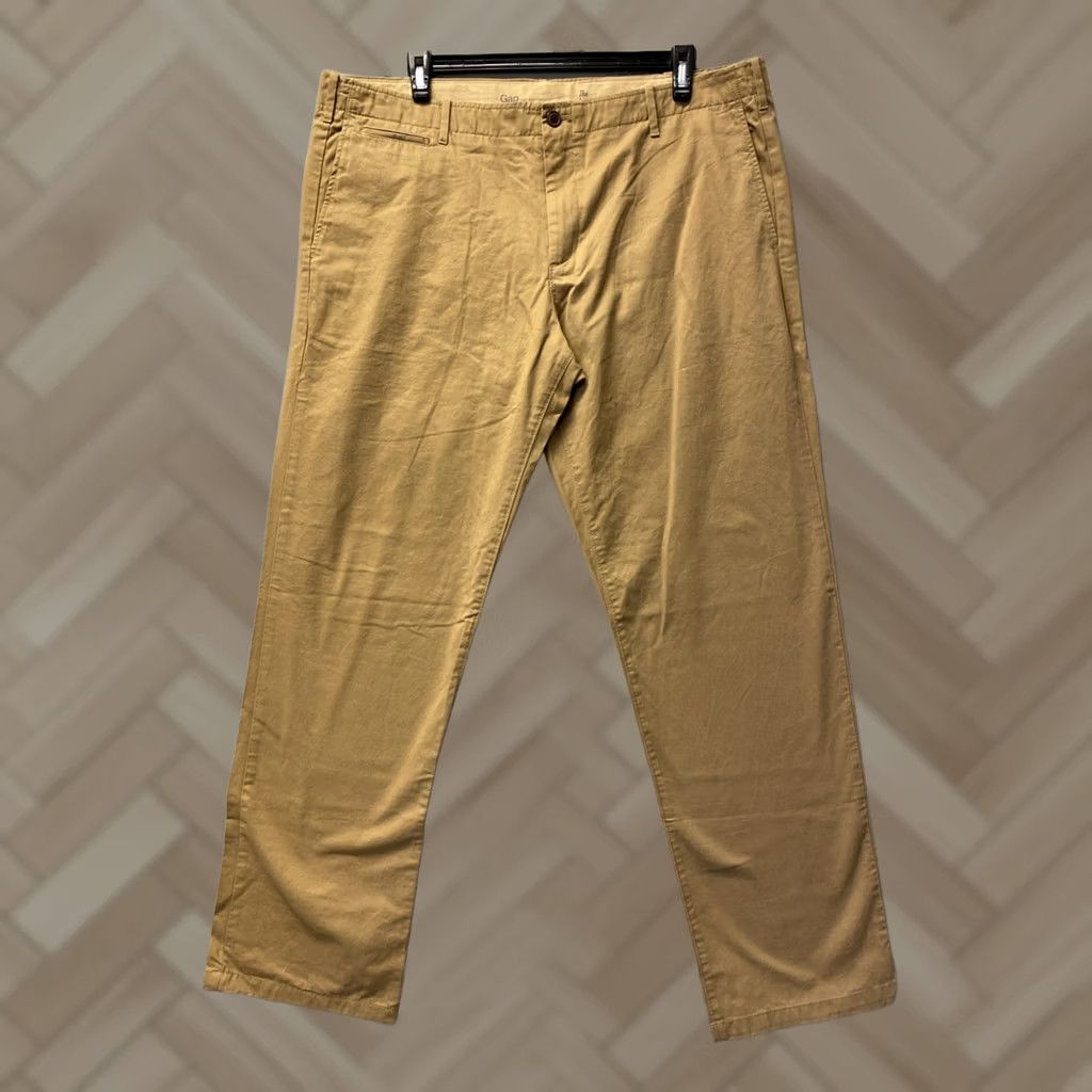 Gap GAP Men's Chino Pants 42x34 Light Brown Classic Fit Straight Leg Mens Regular 34 Inseam Cotton Slit? (Note: "Slash Pocket" not "Slit") Size US 42 / EU 58 - 1 Thumbnail