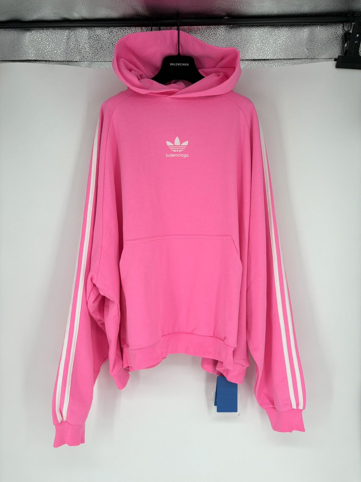 専用　正規品　balenciaga adidas パーカー　ピンク Balenciaga x adidas No Rib Hoodie Medium Fit Neon Pink - FW22 - US