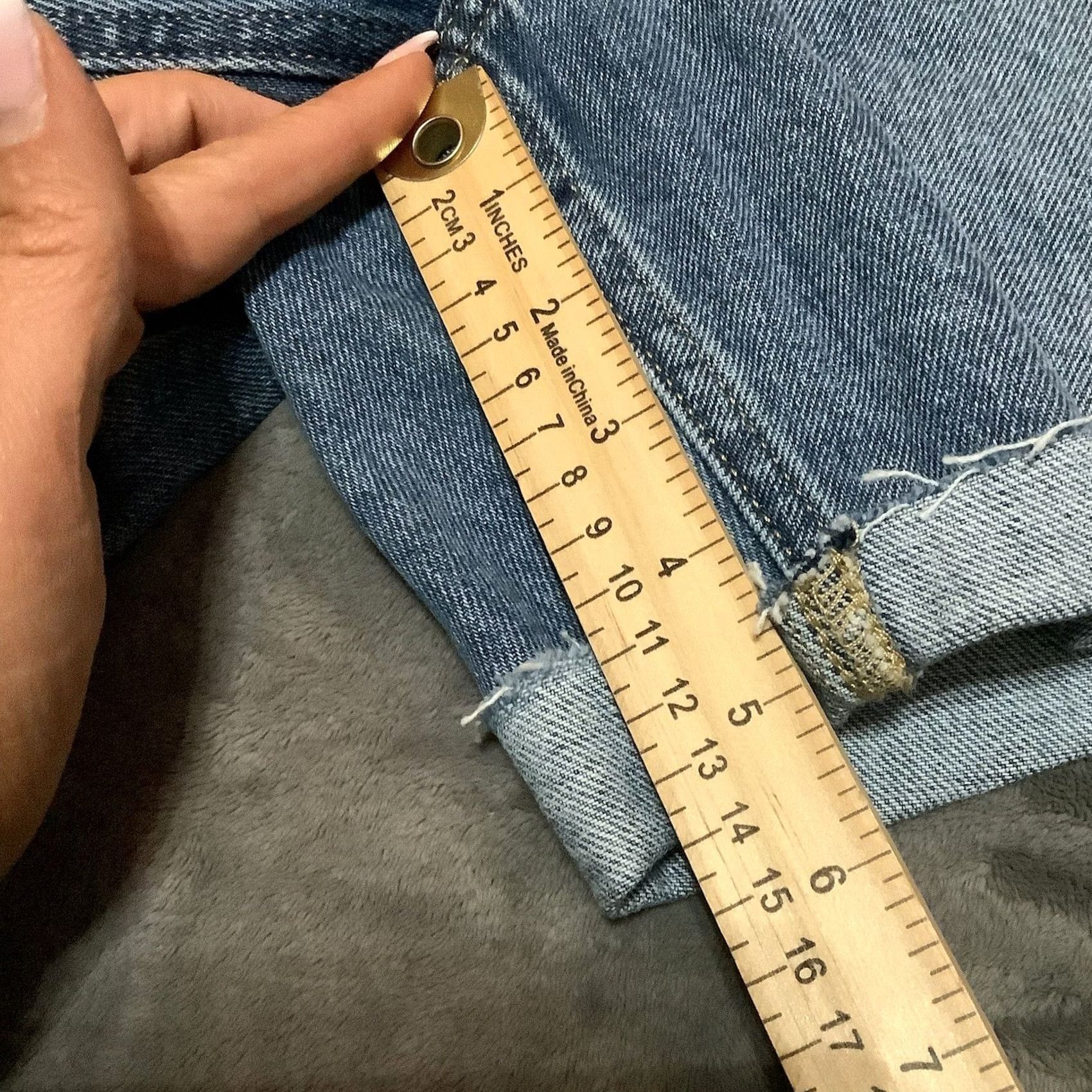 Old Navy VINTAGE Old Navy Denim Shorts Slouchy Straight Cut-Off Plus Size 28 Women Blue Dark High Rise NEW Size 28" / US 6 / IT 42 - 4 Thumbnail