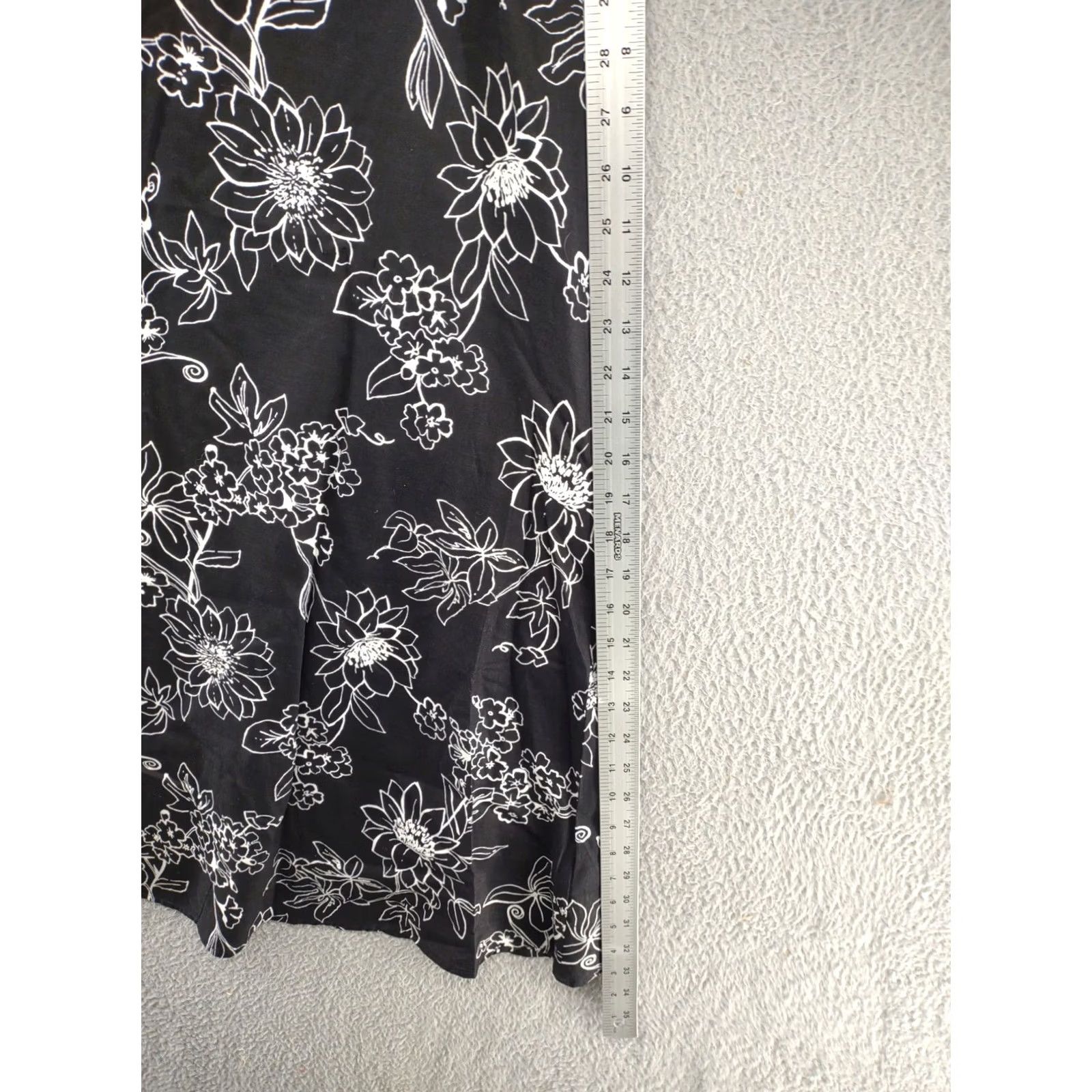 Vintage VINTAGE Sag Harbor Maxi Skirt Women's 8 Floral Black Long Bohemian 90s Ladies Mens? Size 30" / US 8 / IT 44 - 7 Thumbnail