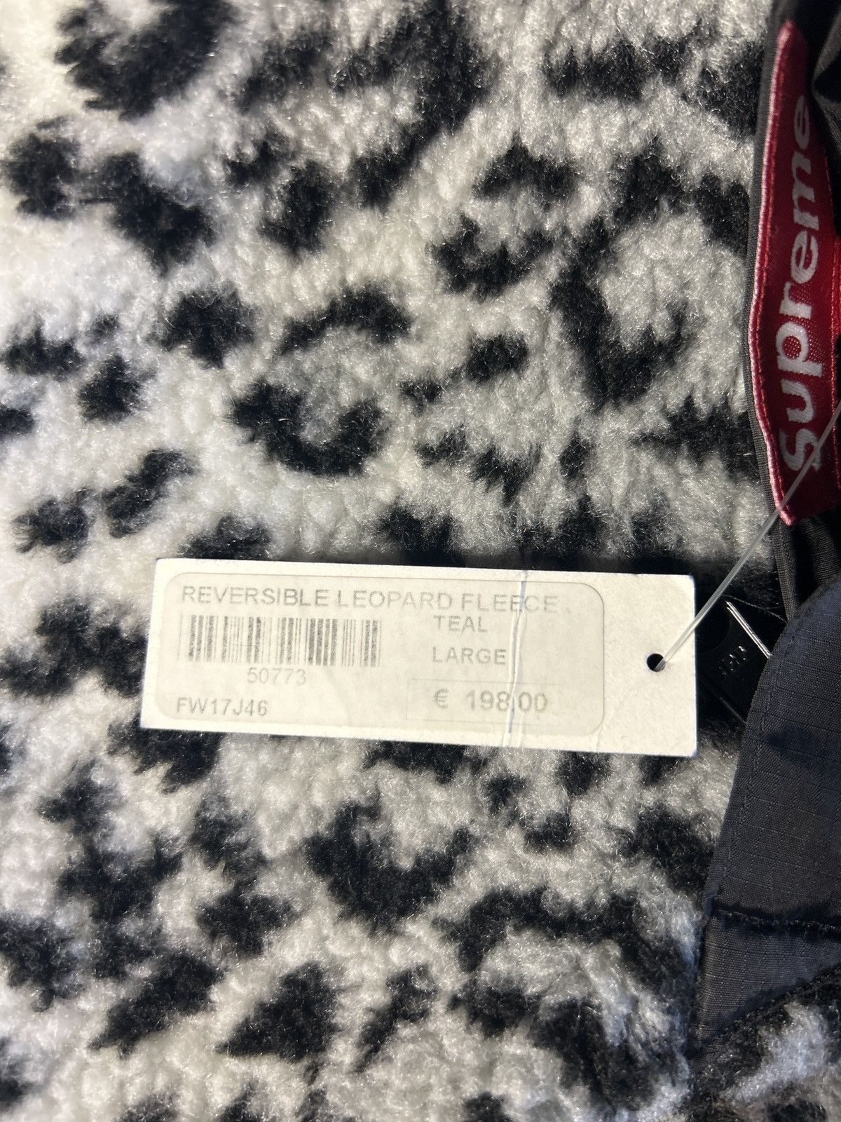 Supreme Supreme FW17 Reversible Leopard Fleece Size US L / EU 52-54 / 3 - 6 Thumbnail