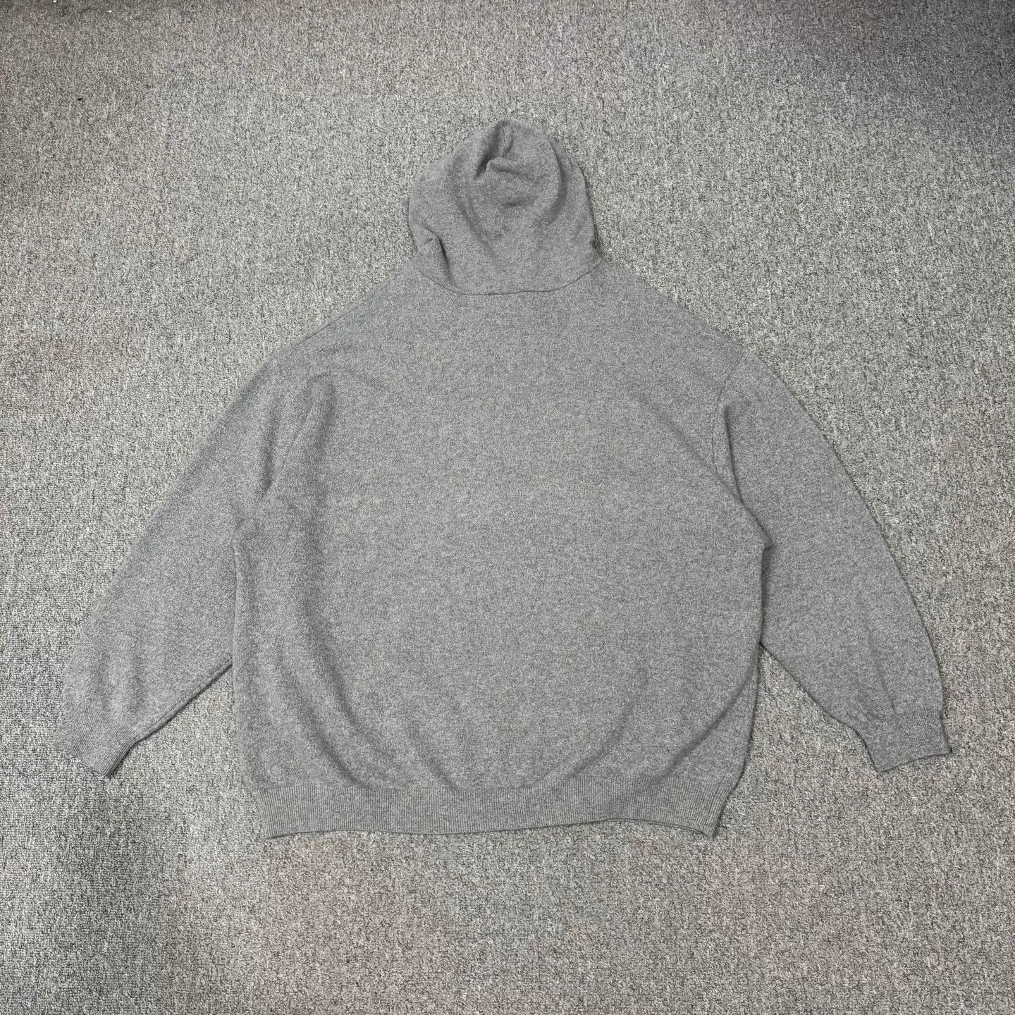 Balenciaga Balenciaga gray embroidered logo knit hoodie size 4 99 new Size US XL / EU 56 / 4 - 2 Thumbnail