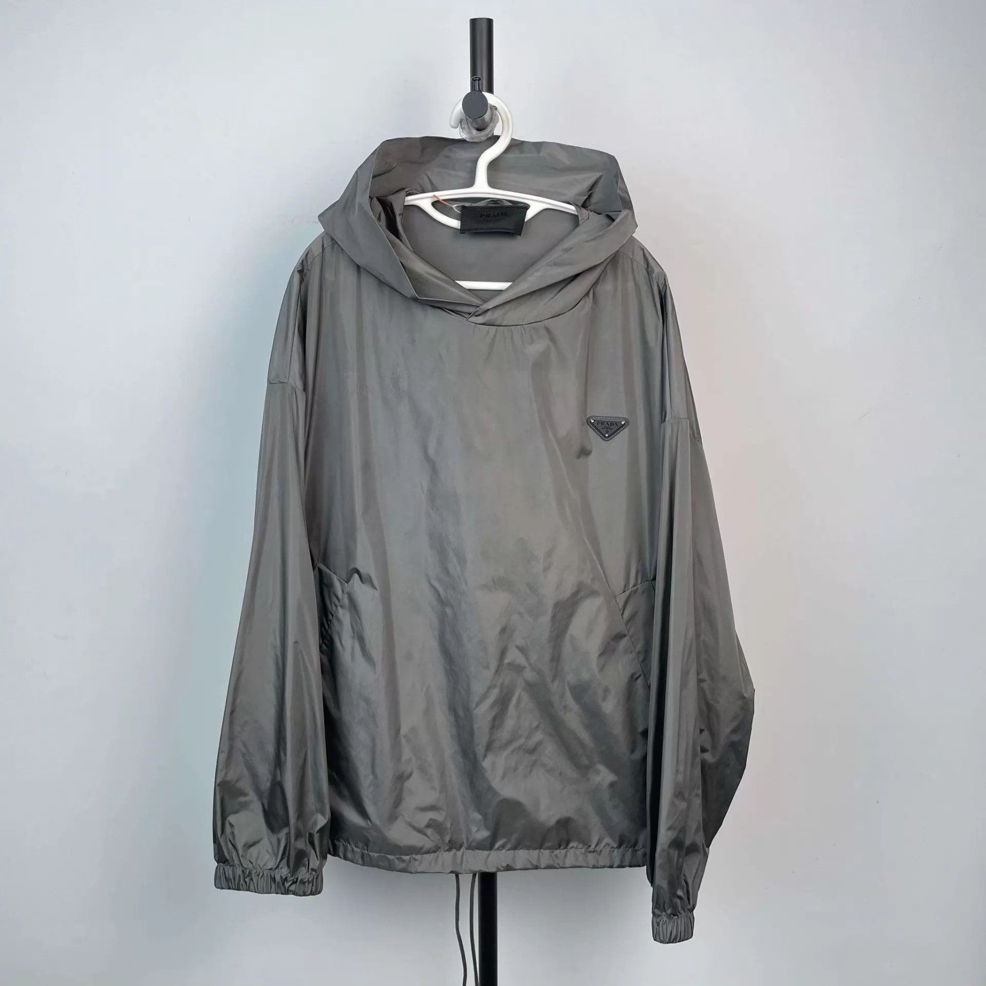 Prada Prada 95 New Gray S Jacket Size US S / EU 44-46 / 1 - 1 Thumbnail