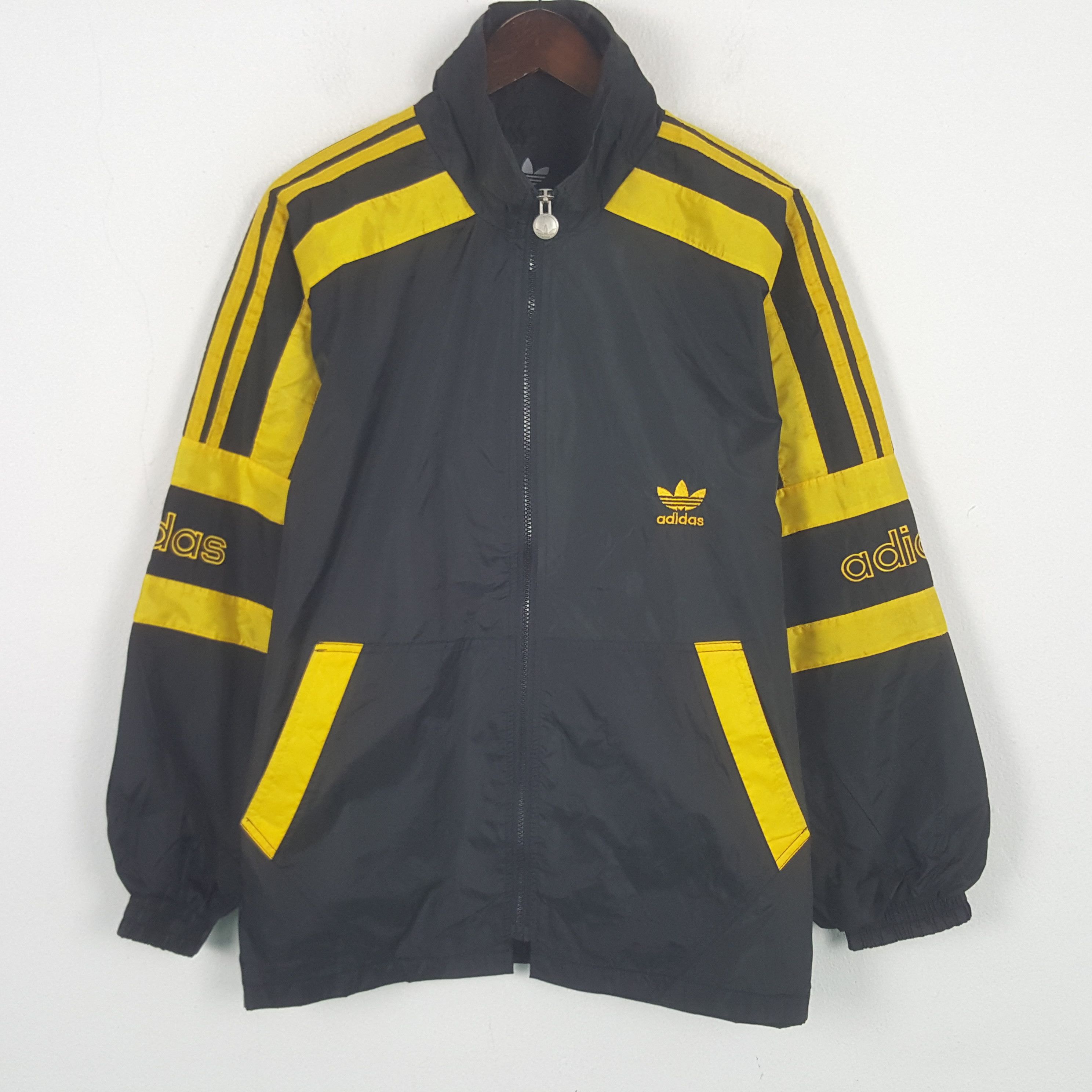 Other Vintage Adidas Windbreaker Jacket Size US M / EU 48-50 / 2 - 3 Thumbnail