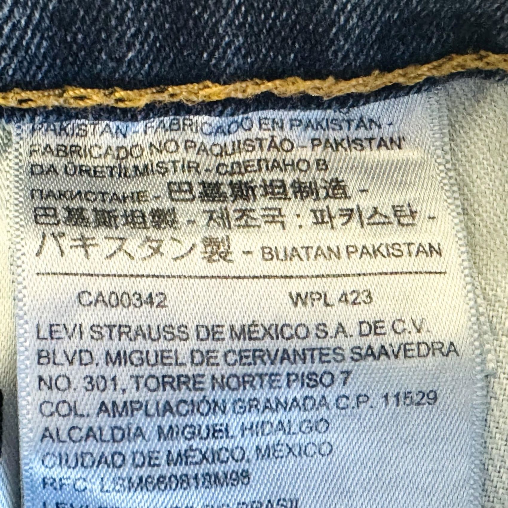 Levi's Levis 511 Jeans Mens 34x32 Blue Medium Wash Slim Taper Stretch Denim Mid Rise Size US 34 / EU 50 - 5 Thumbnail