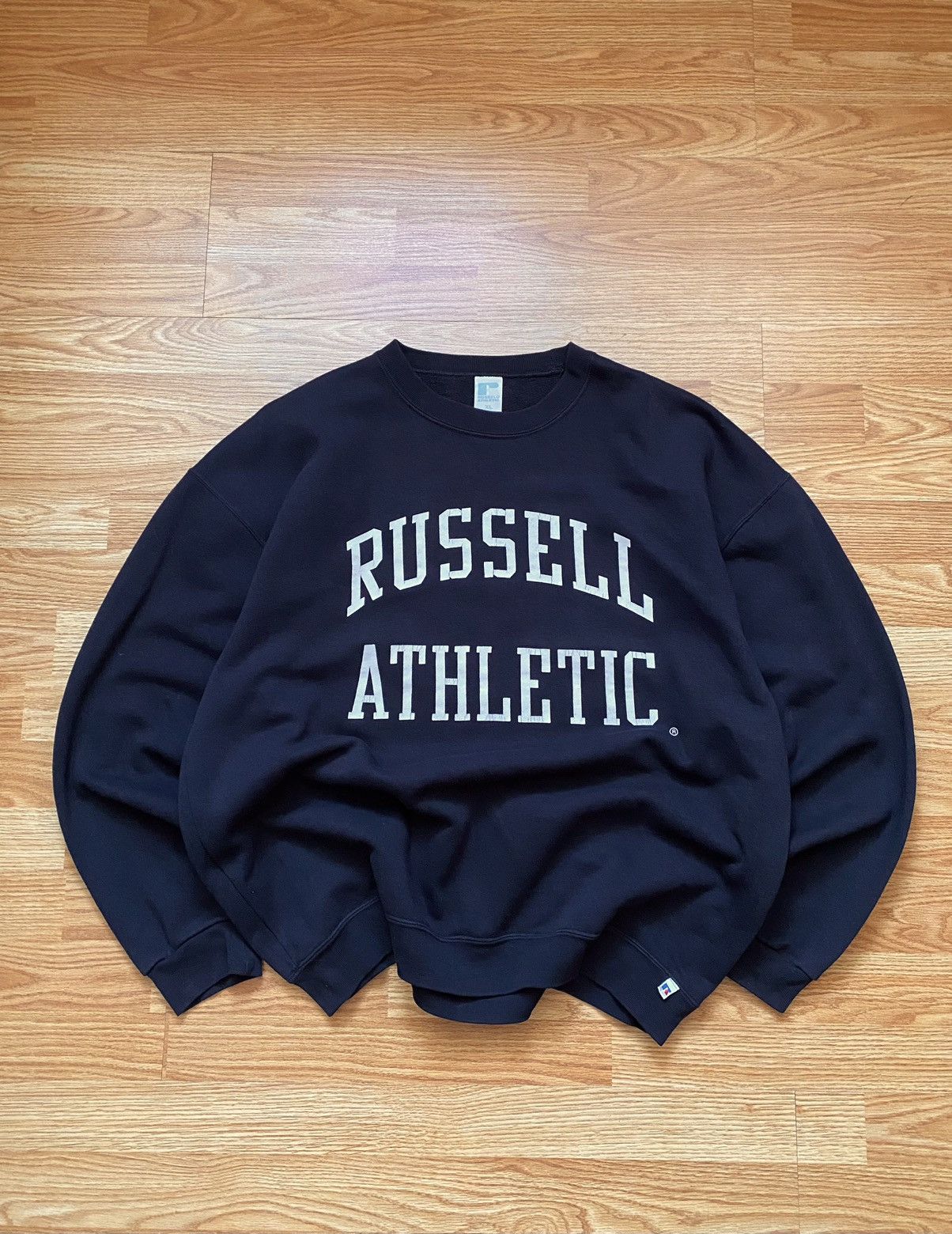 Russell Athletic Vintage Russel Athletic Crewneck Sweatshirt Size US XL / EU 56 / 4 - 1 Thumbnail