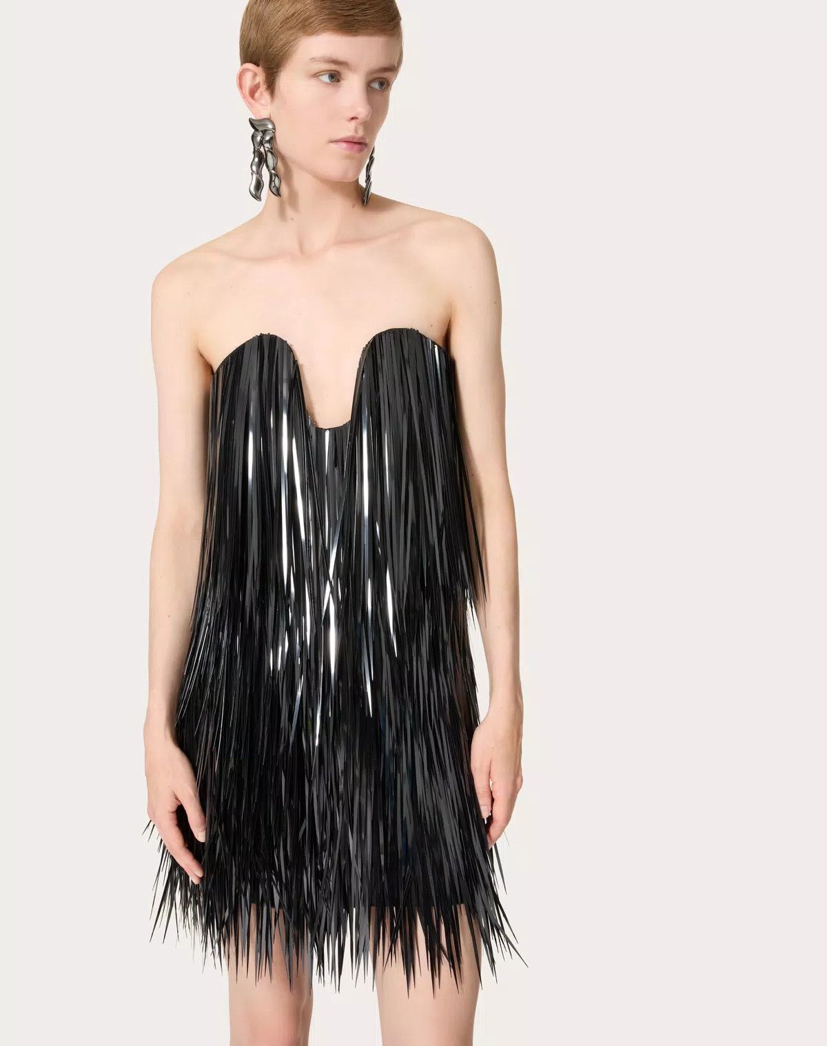 Valentino o1s1wg110426 Short Embroidered Organza Dress in Black Size S / US 4 / IT 40 - 7 Thumbnail