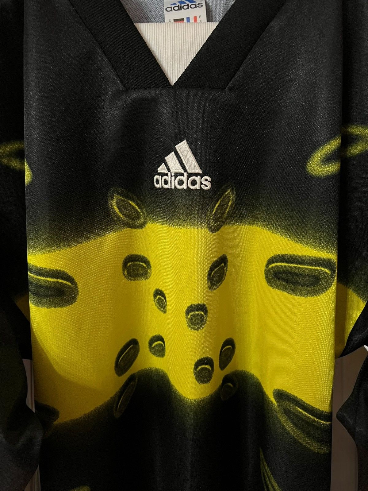 Adidas × Vintage ADIDAS 1990/01/02 VINTAGE GOALKEEPER TEMPLATE GK JERSEY RARE Size US S / EU 44-46 / 1 - 3 Thumbnail