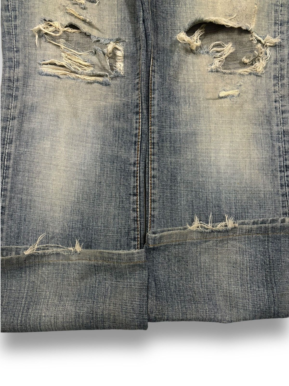 Tornado Mart Vintage Japanese Brand Mud Wash Flare Destroyed Grunge Jeans Size US 30 / EU 46 - 8 Thumbnail