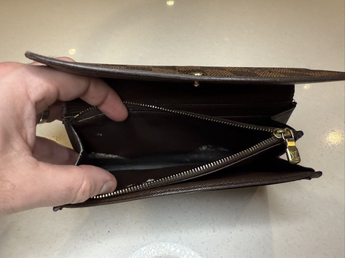Louis Vuitton Louis Vuitton Damier Ebene Sarah Wallet – Timeless Elegance Size ONE SIZE - 18 Thumbnail