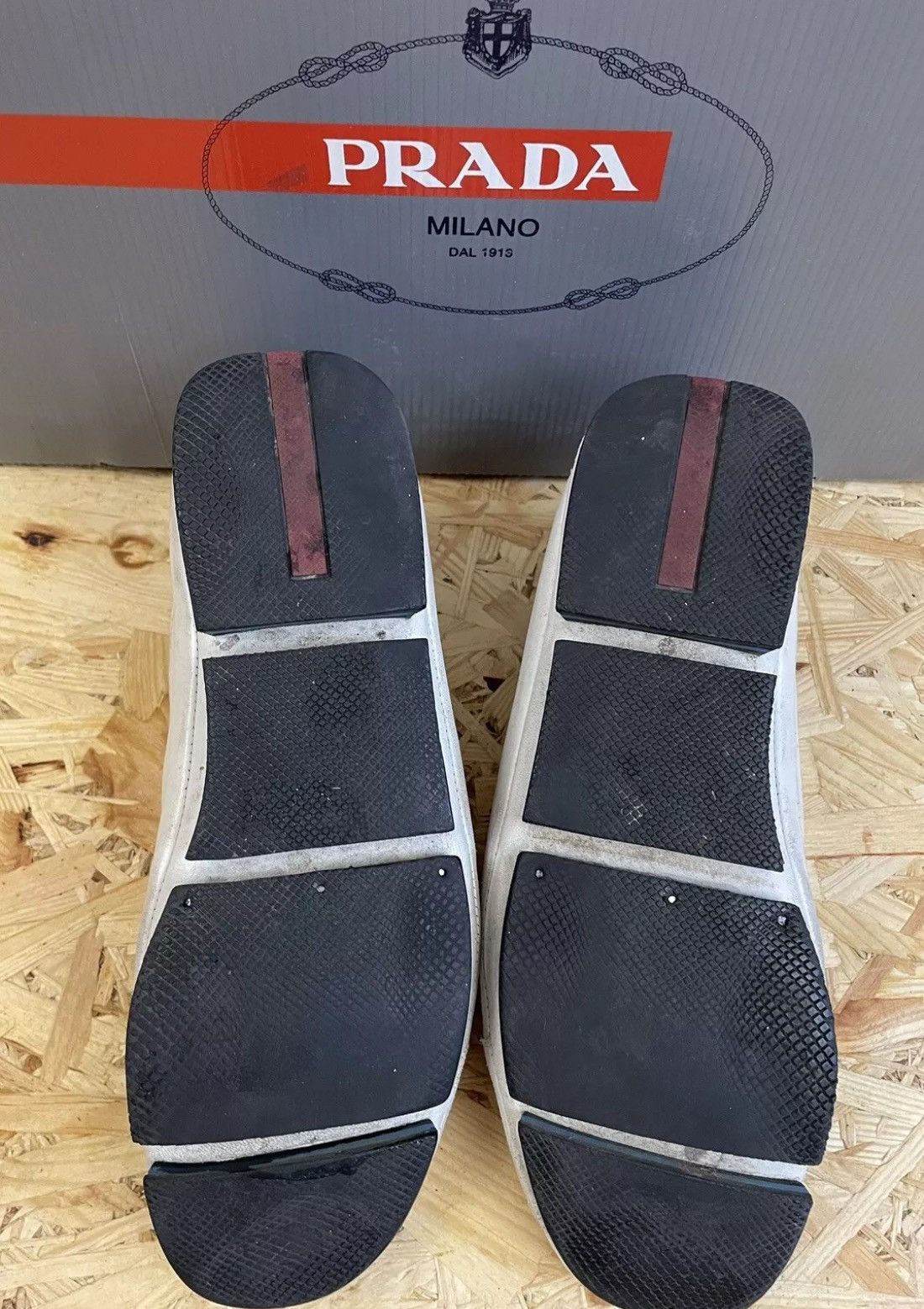 Prada Prada sneakers size 8 US white Size US 8 / EU 41 - 6 Thumbnail