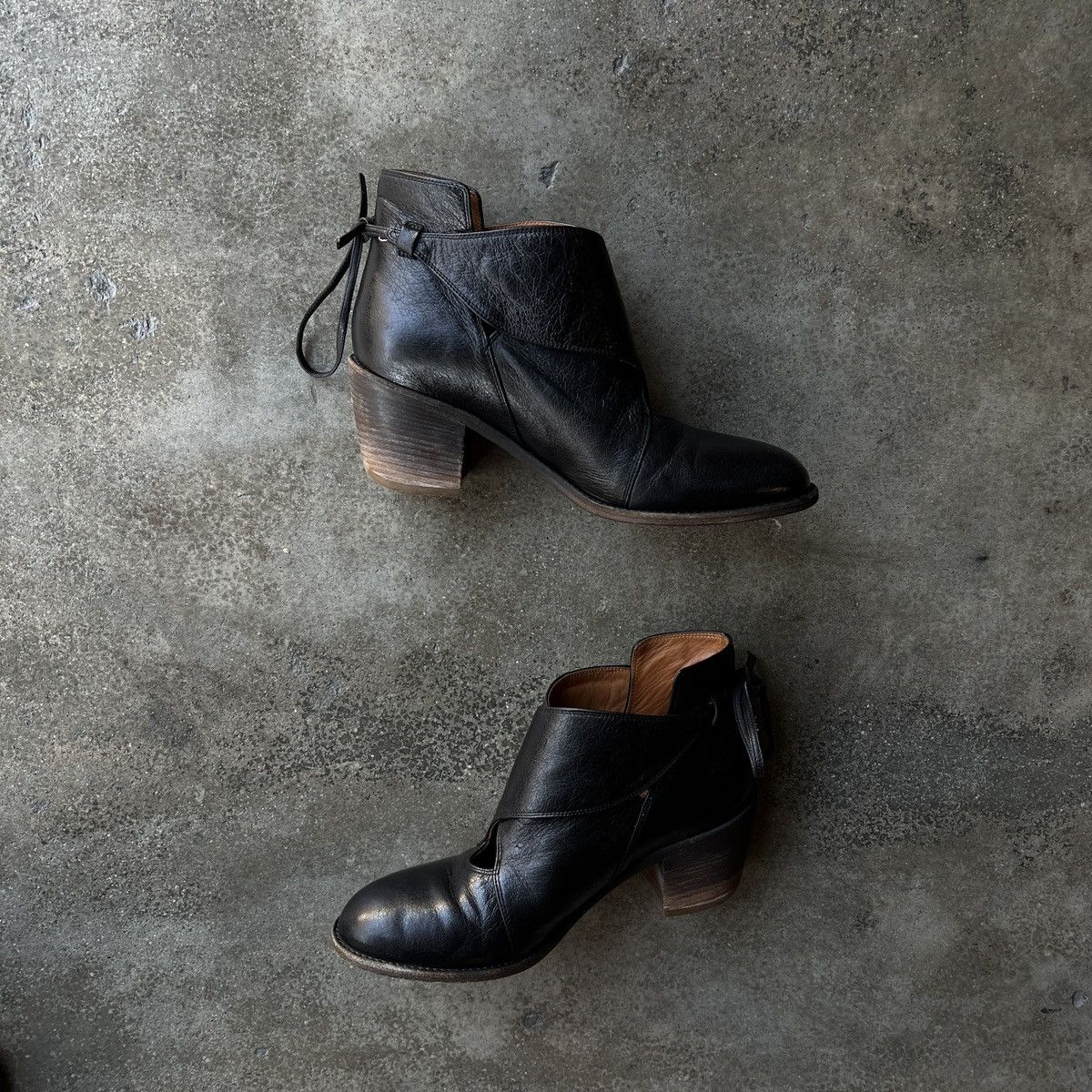 Dries Van Noten Dries Van Noten Back Tie Ankle Boots Size US 7.5 / IT 37.5 - 2 Thumbnail