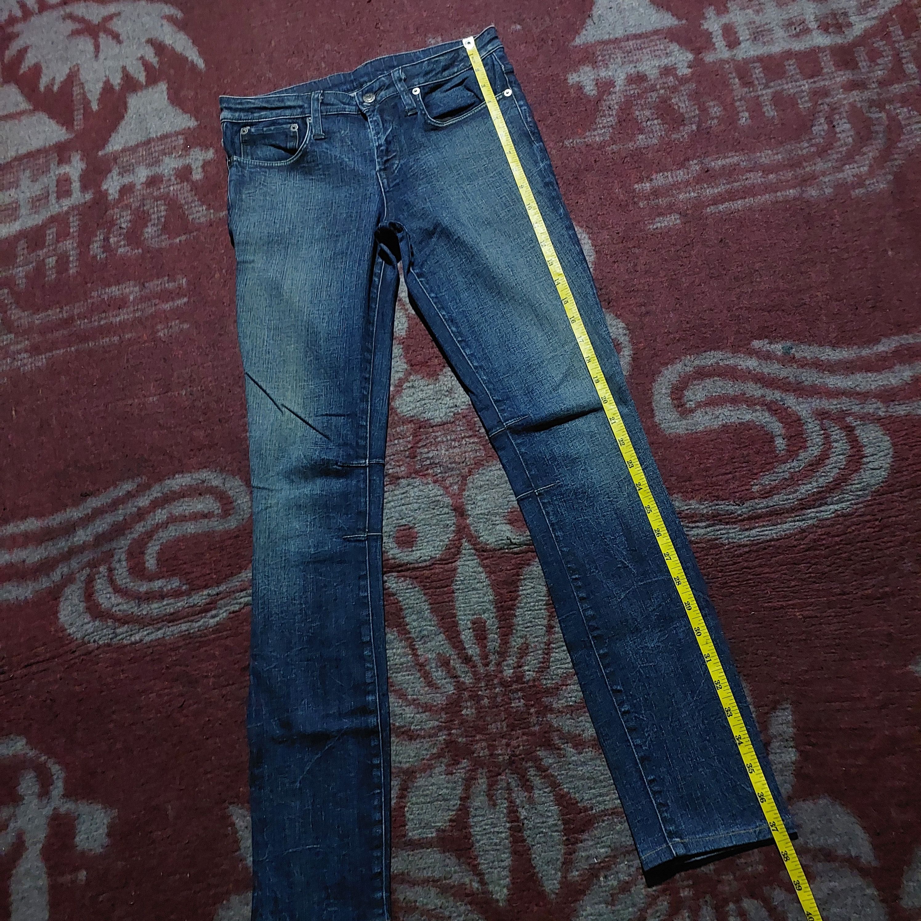 Helmut Lang Helmut Lang skinny blue denim pants Size US 26 / EU 42 - 12 Thumbnail