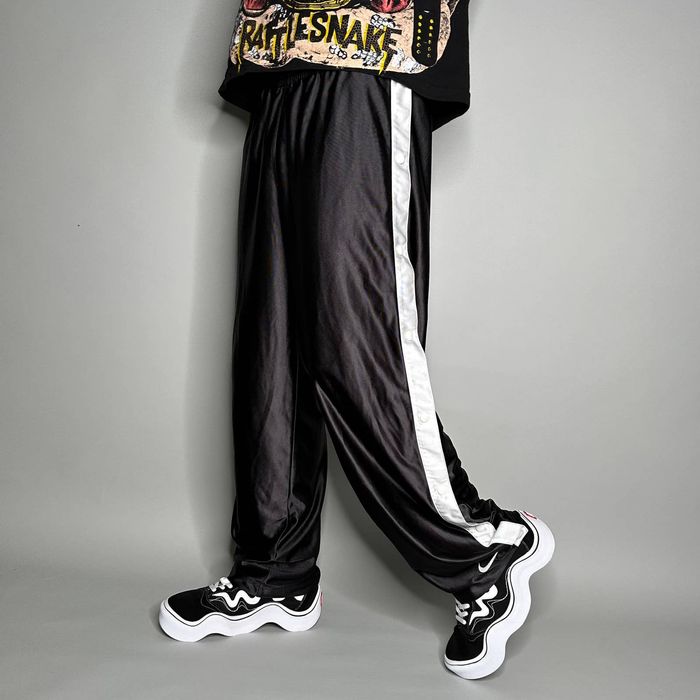 Nike retro sweatpants hot sale