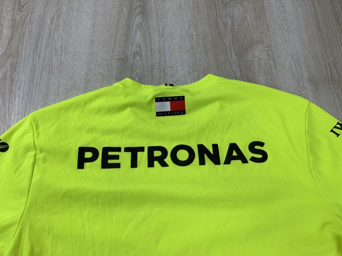 Tommy Hilfiger Mens t shirt Tommy Hilfiger AMG Petronas Formula1 Size M Size US M / EU 48-50 / 2 - 13 Thumbnail