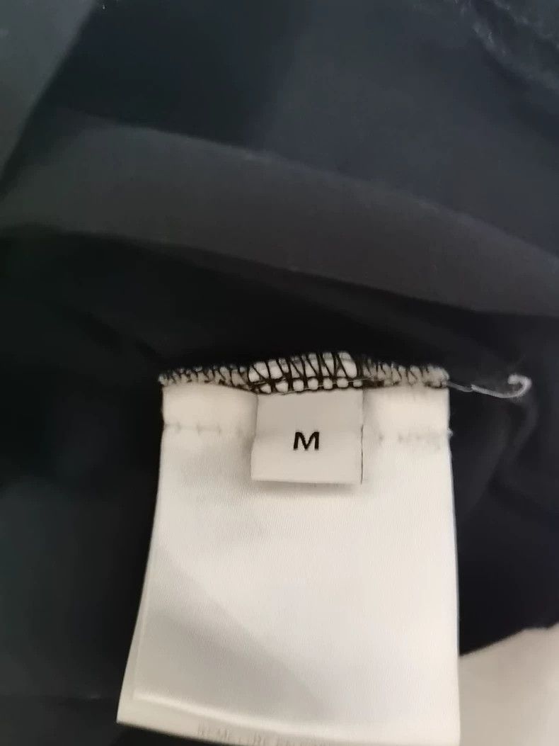 Givenchy Givenchy Shark Short Sleeve T-Shirt, Size M Size US M / EU 48-50 / 2 - 3 Thumbnail