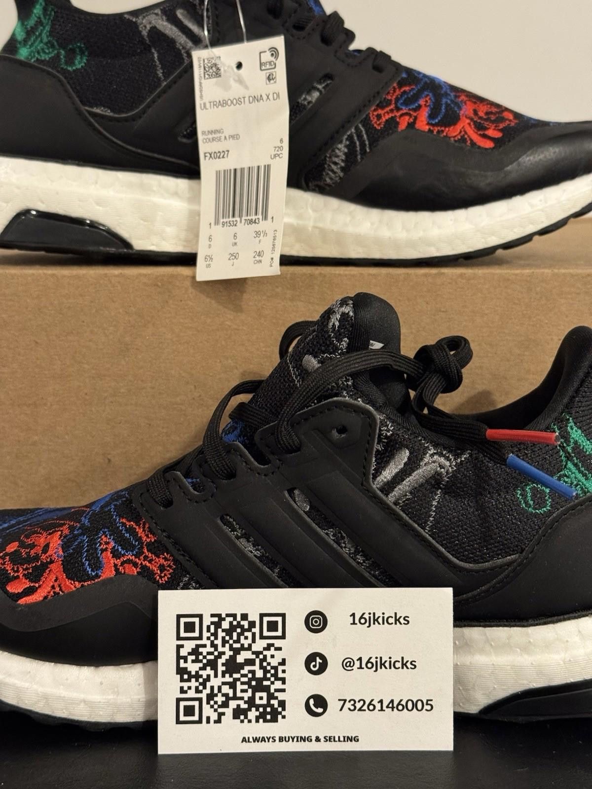 Adidas Adidas Ultraboost DNA X Disney Goofy Youth GS Size 6.5 New Size US 6.5 / EU 39-40 - 2 Thumbnail