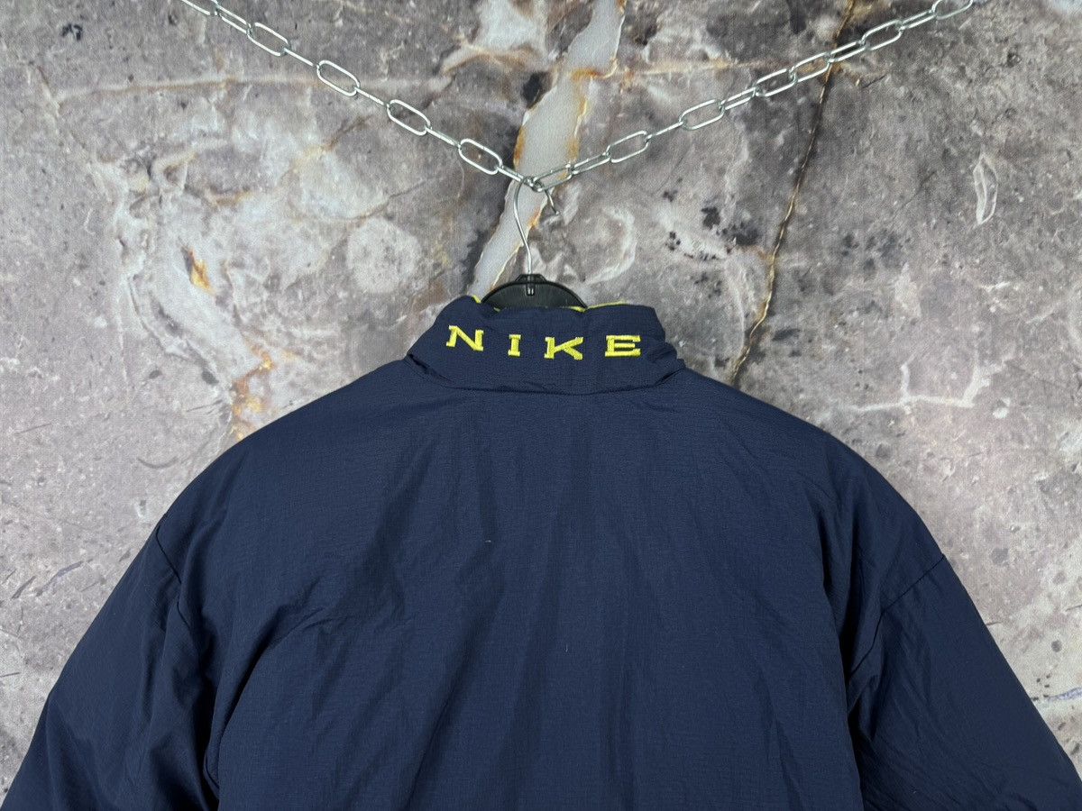 Vintage Men’s Nike Reversible Jacket Big Logo Streetwear Size Medium Size US M / EU 48-50 / 2 - 21 Thumbnail