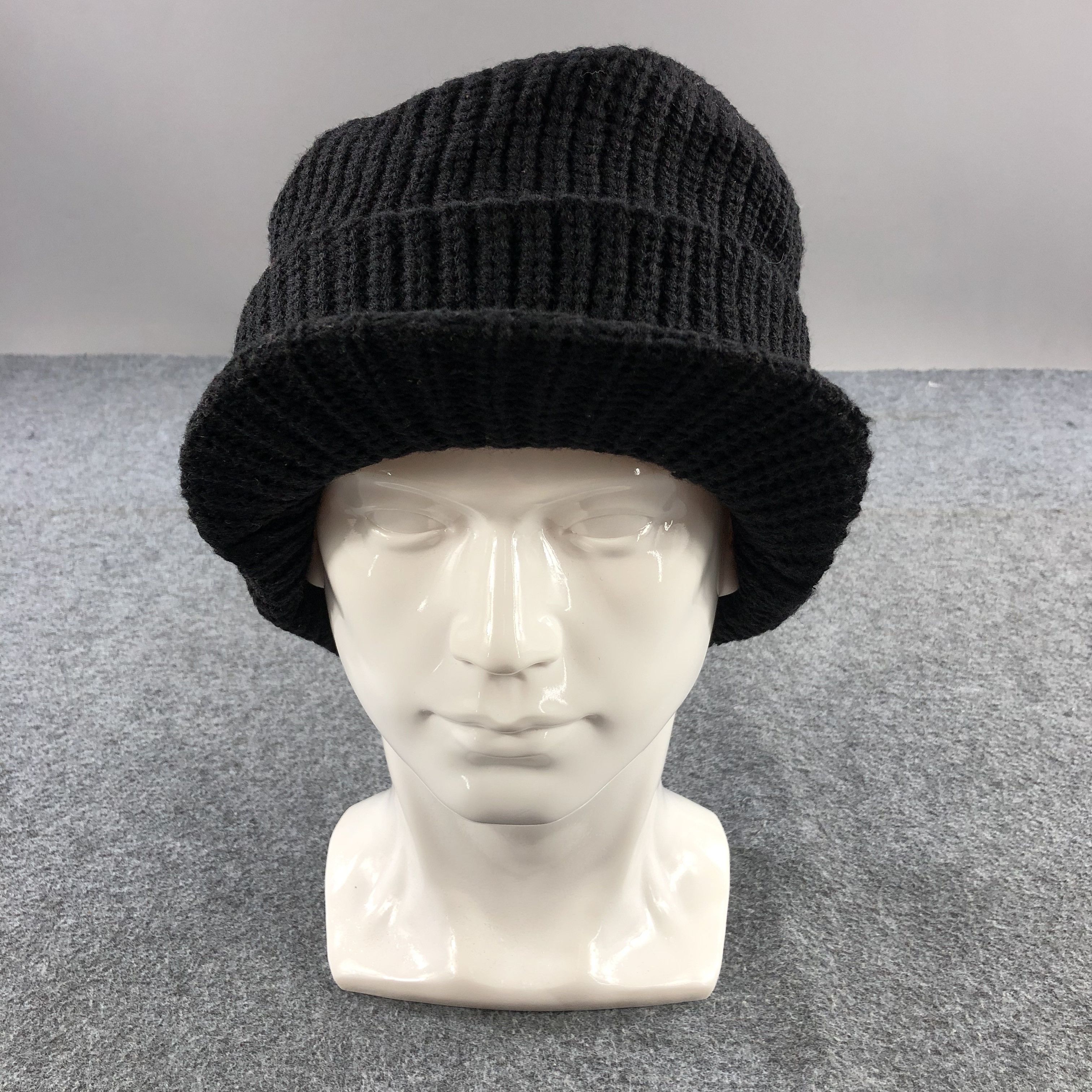 Vintage Unknown Knitted Winter Hat Beanie Snowcap Snow Hat B210 Size ONE SIZE - 2 Thumbnail