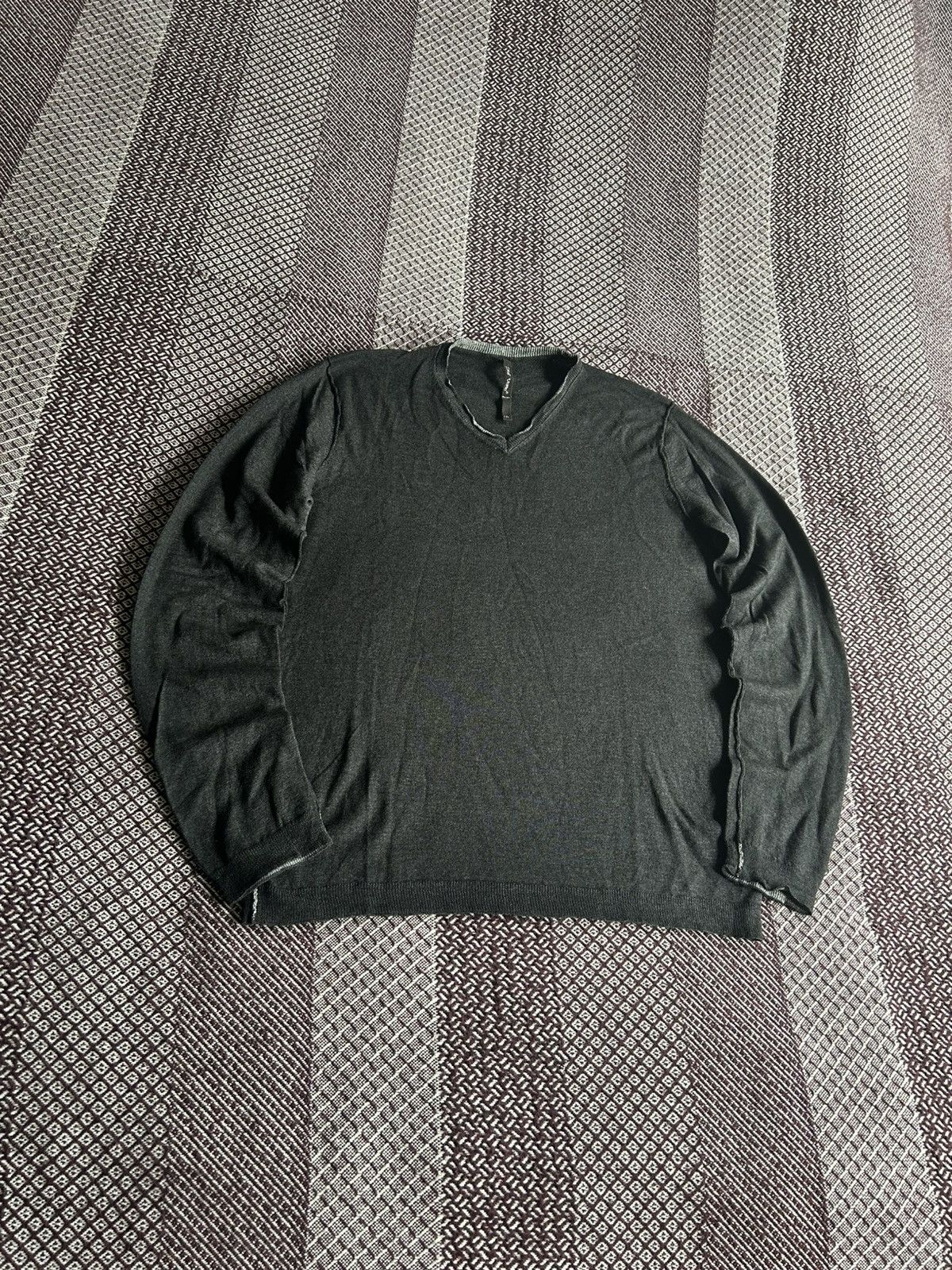 Transit Transit UOMO Sweater V-neck Avant Garde Style Size M Solid Size US M / EU 48-50 / 2 - 5 Thumbnail