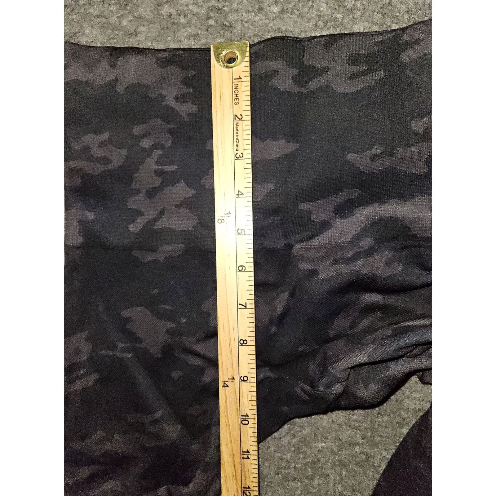 Spanx Spanx Leggings Women's Medium Black Camo High Rise Tummy Control Stretch Pants Size 32" / US 10 / IT 46 - 5 Thumbnail