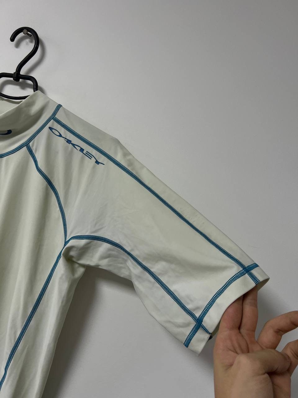 Other Vintage Oakley Compression Shirt Swim Run Athletic sz 2XL Size US XXL / EU 58 / 5 - 5 Thumbnail