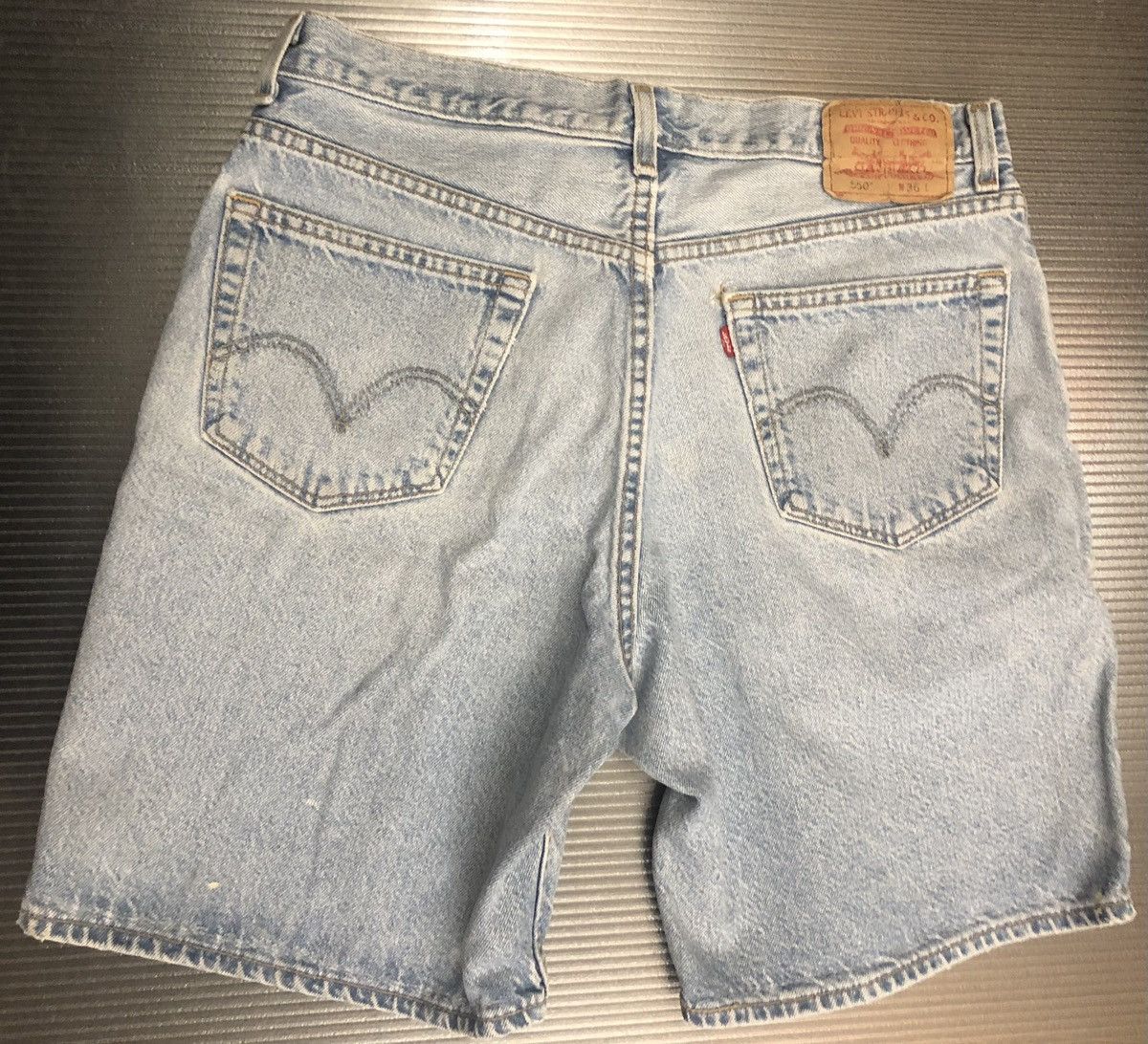 Levi's Levi's 🇺🇸 550 stonewash relax denim shorts 554 Vintage Y2K 36 Size US 36 / EU 52 - 4 Thumbnail