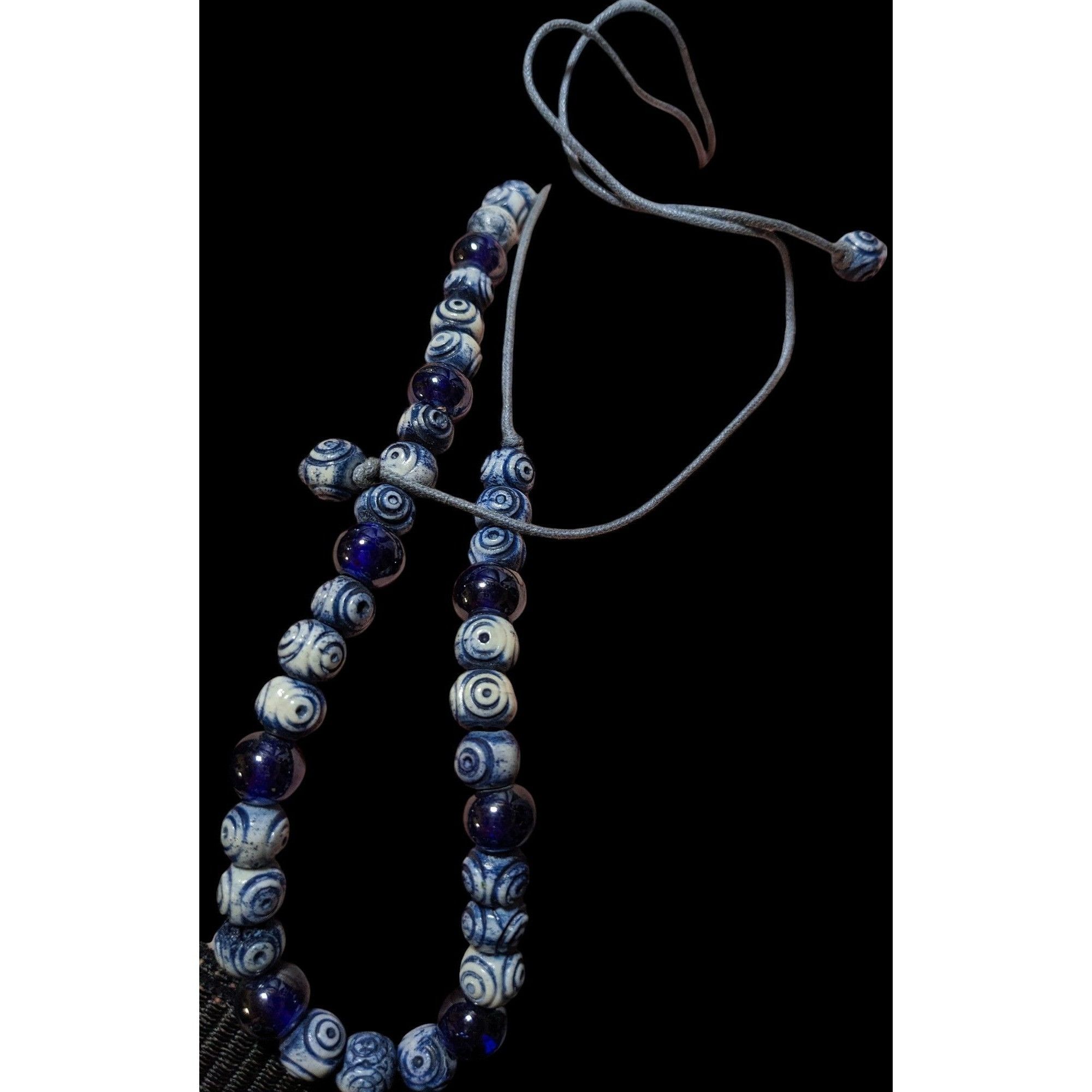 Other Retro Blue And White Beaded Cord Necklace Size ONE SIZE - 4 Thumbnail